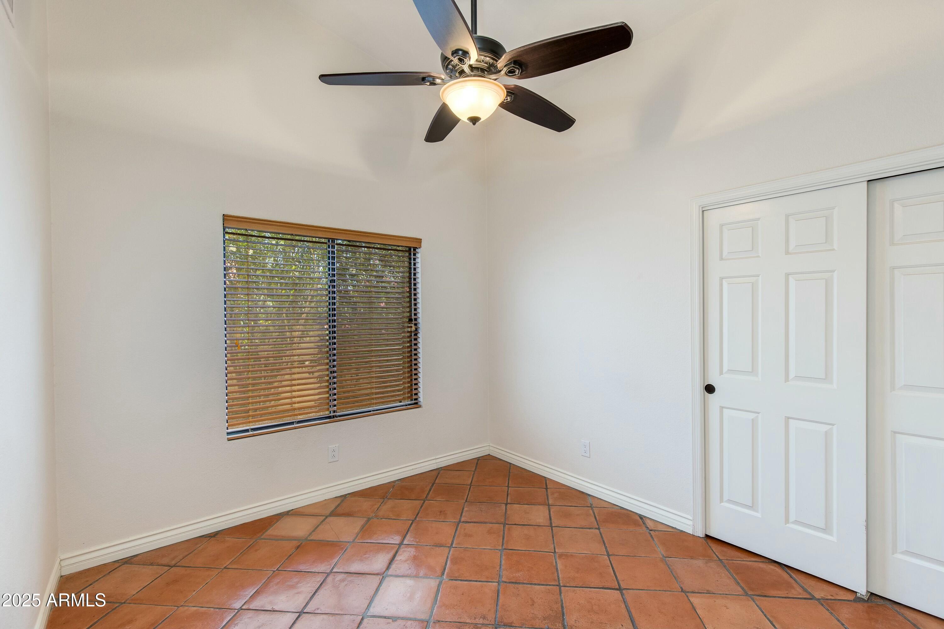 10545 E Mission Lane Property Photo 16