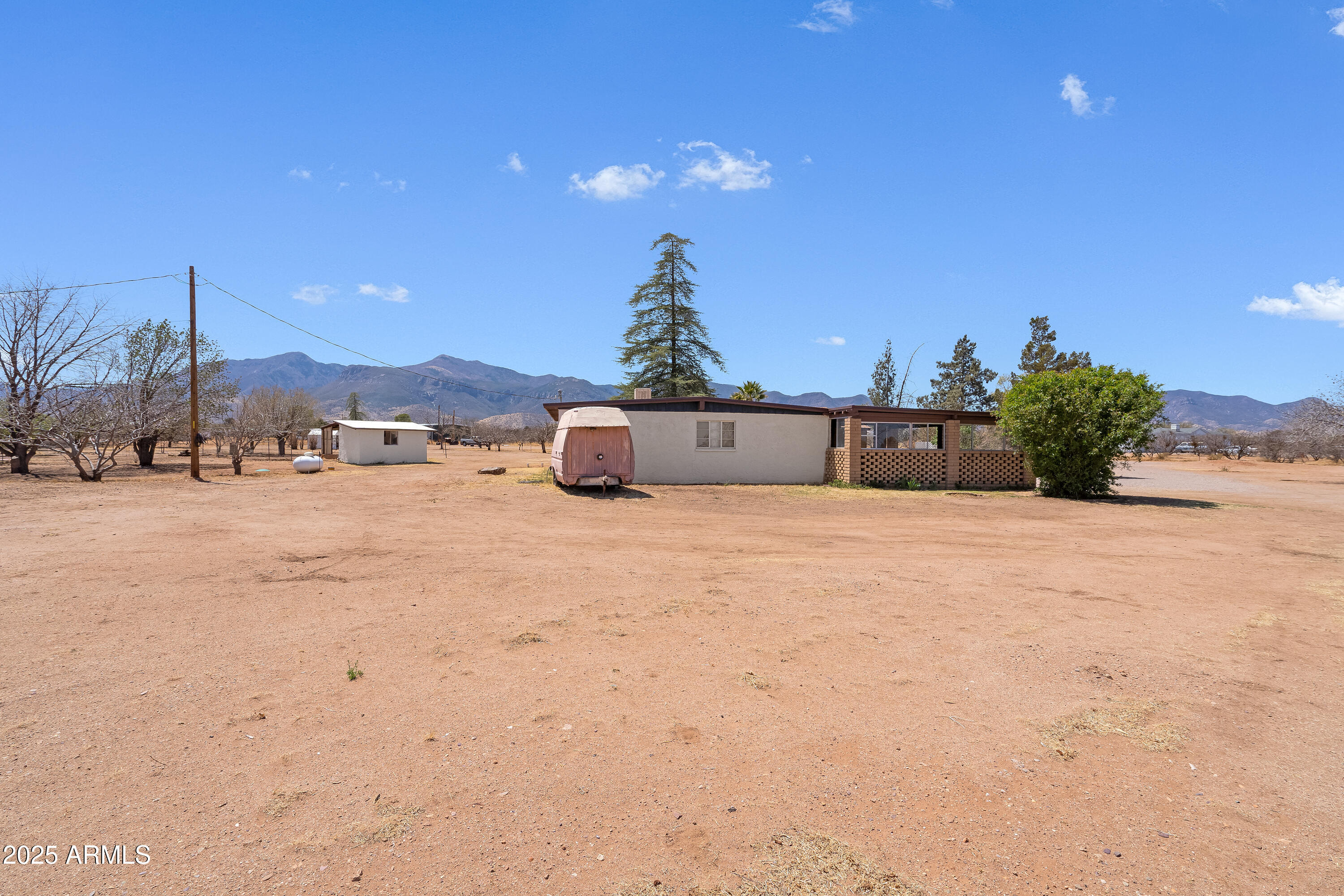 5048 E Bevers Street Property Photo 10