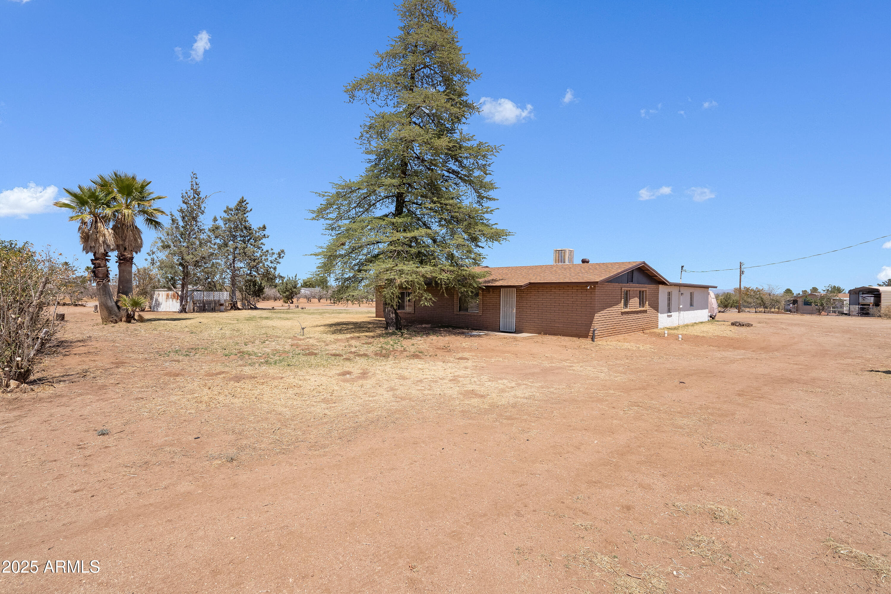 5048 E Bevers Street Property Photo 14