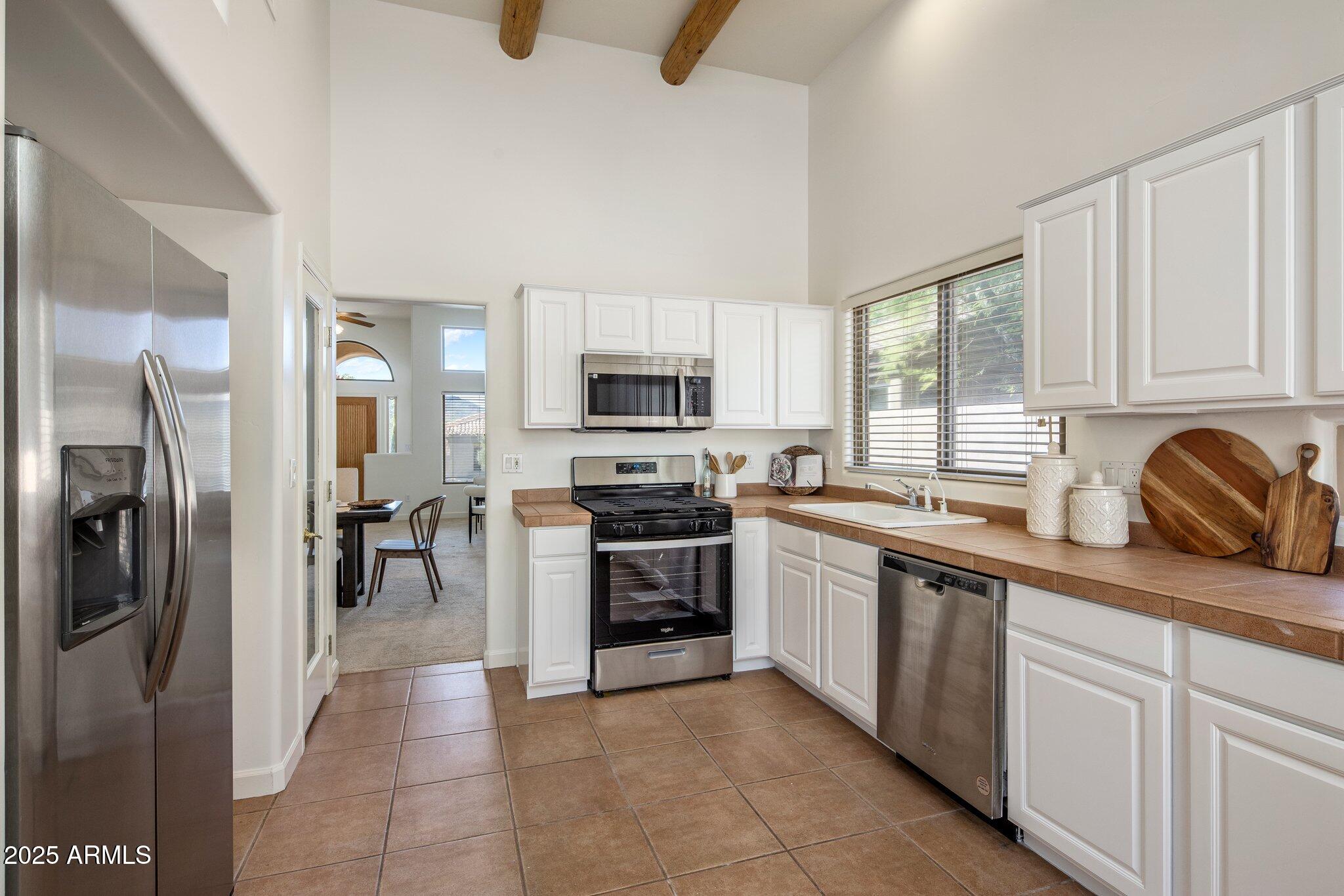 13680 E Paradise Drive Property Photo 7