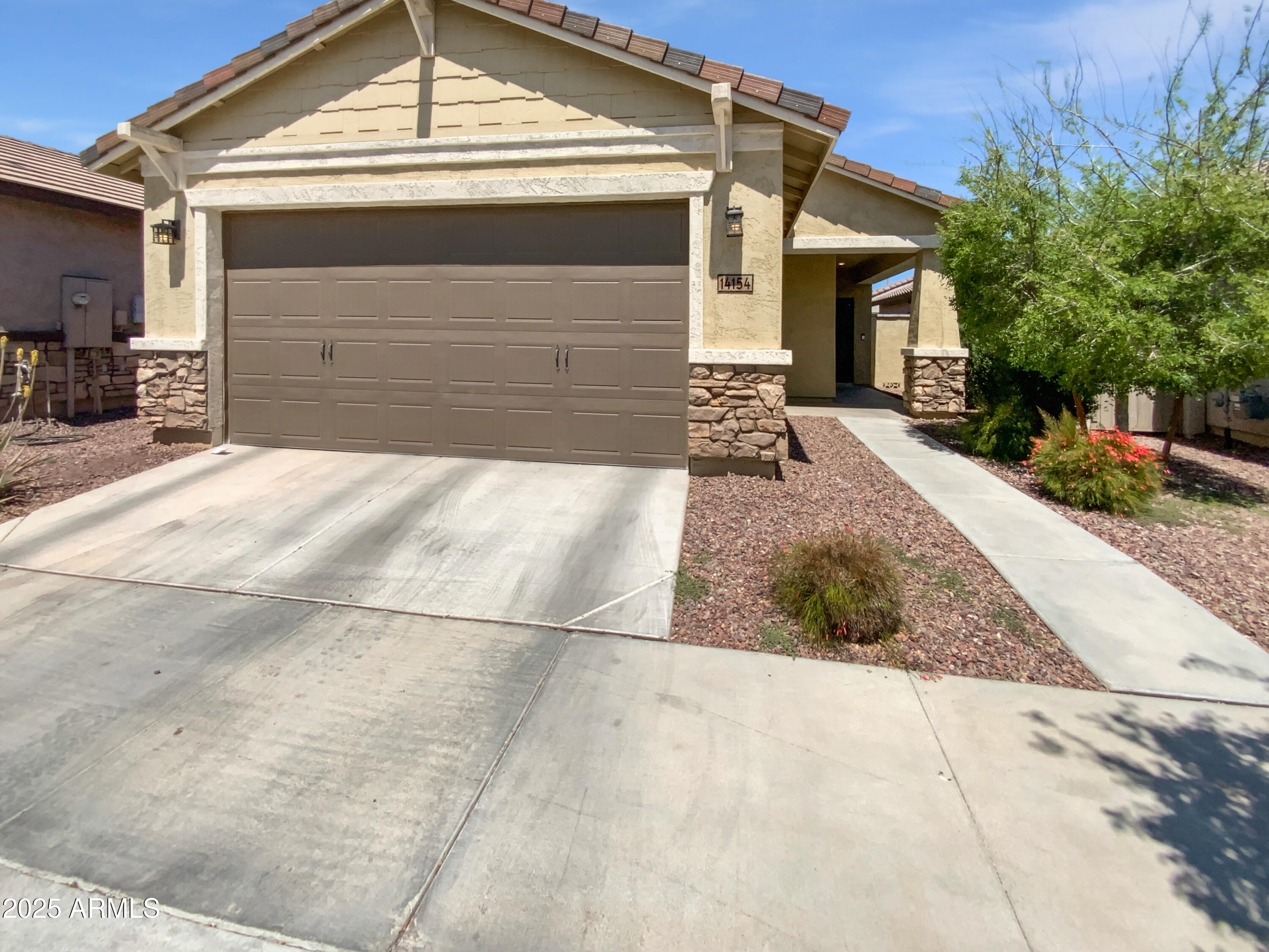 14154 W Voltaire Street Property Photo 1
