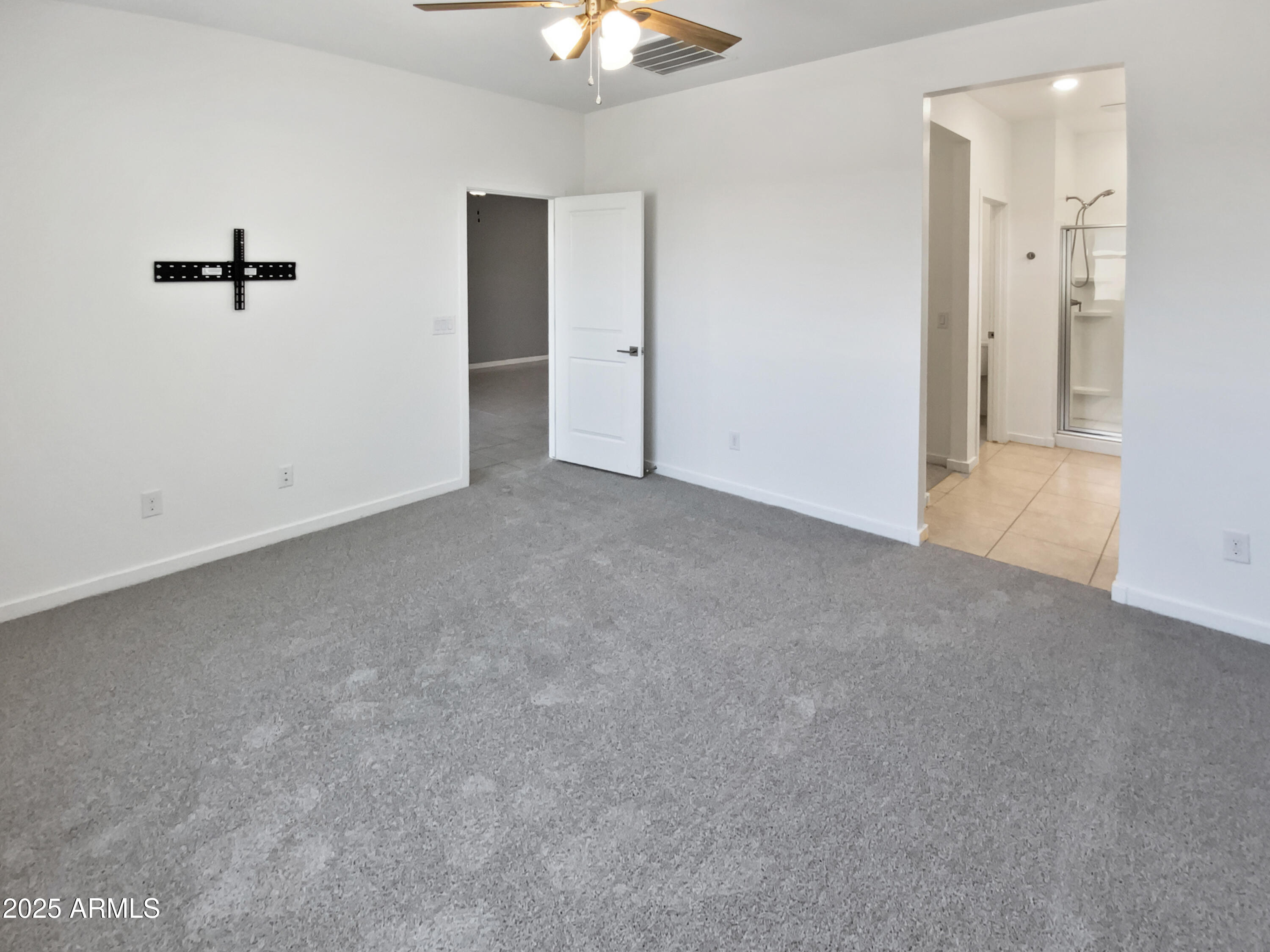 14154 W Voltaire Street Property Photo 5