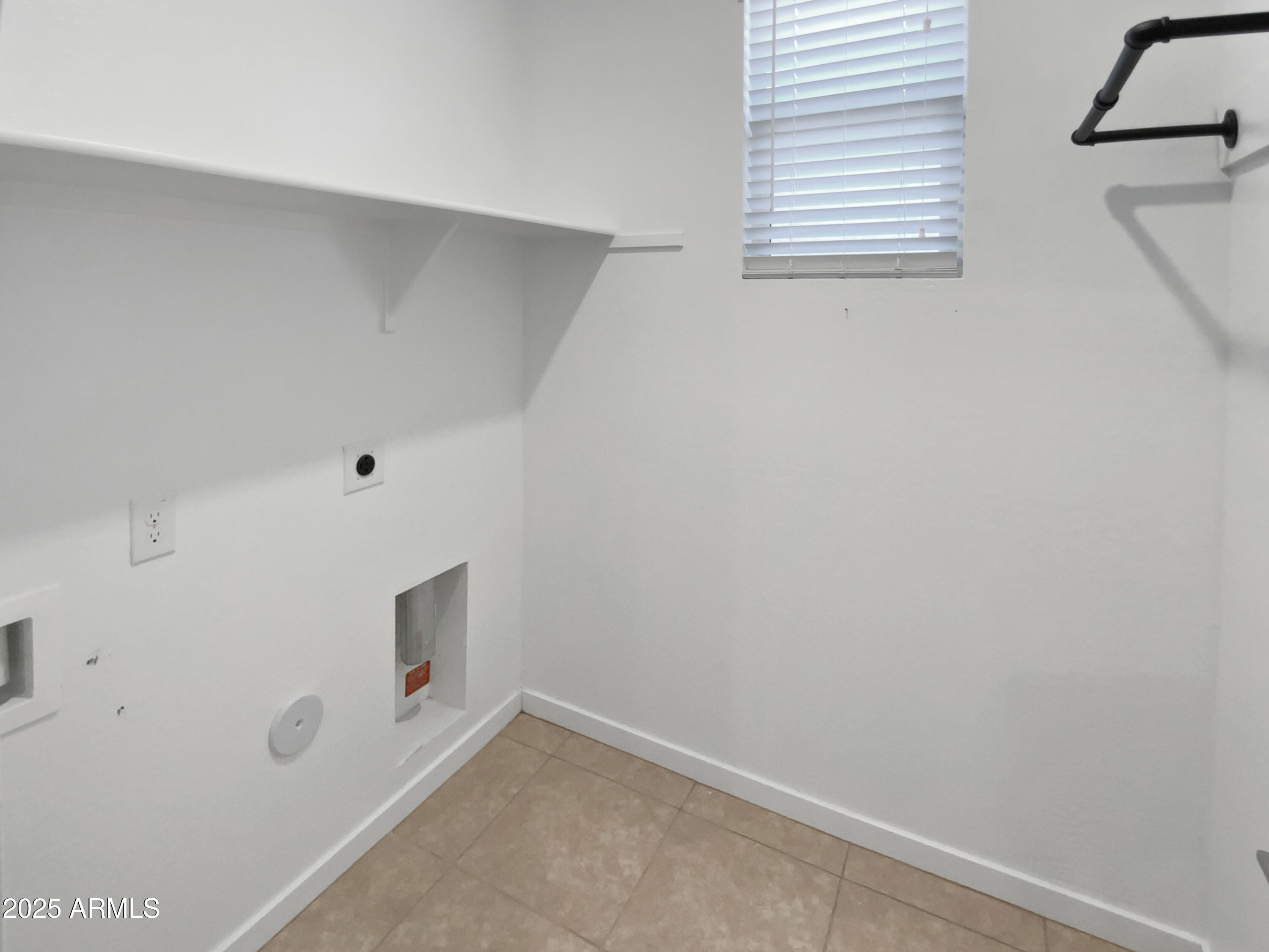 14154 W Voltaire Street Property Photo 15