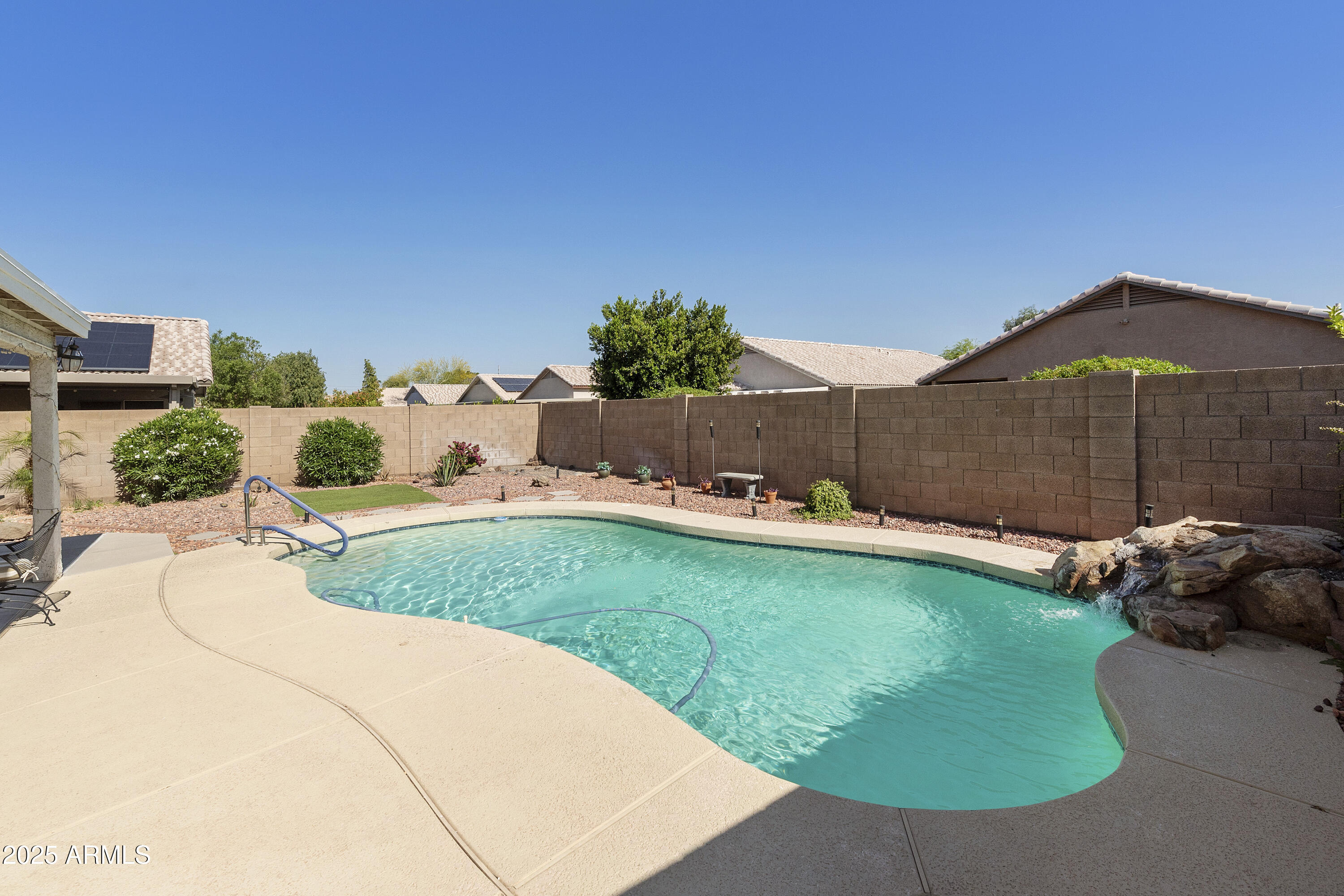 13235 W Saguaro Lane