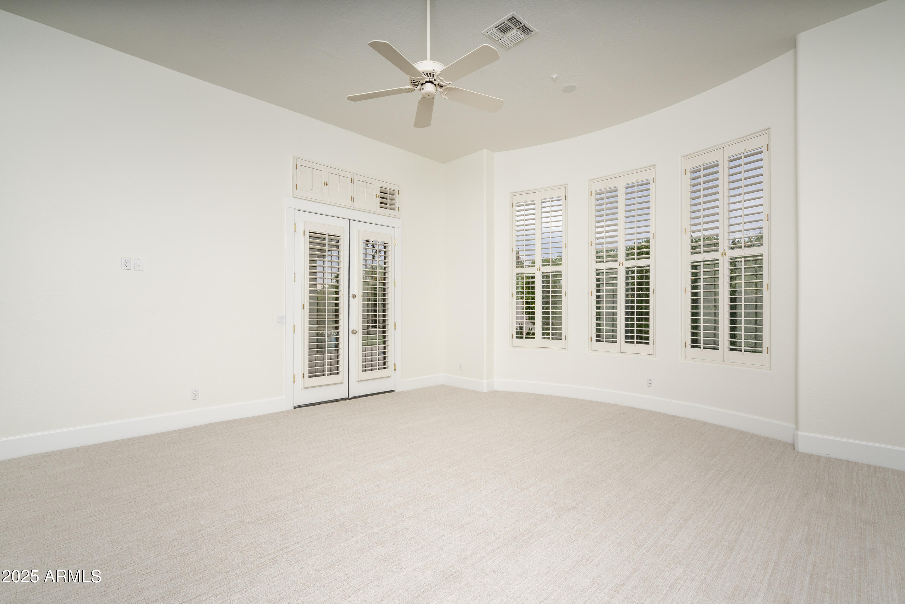 7438 E Cactus Wren Road Property Photo 13