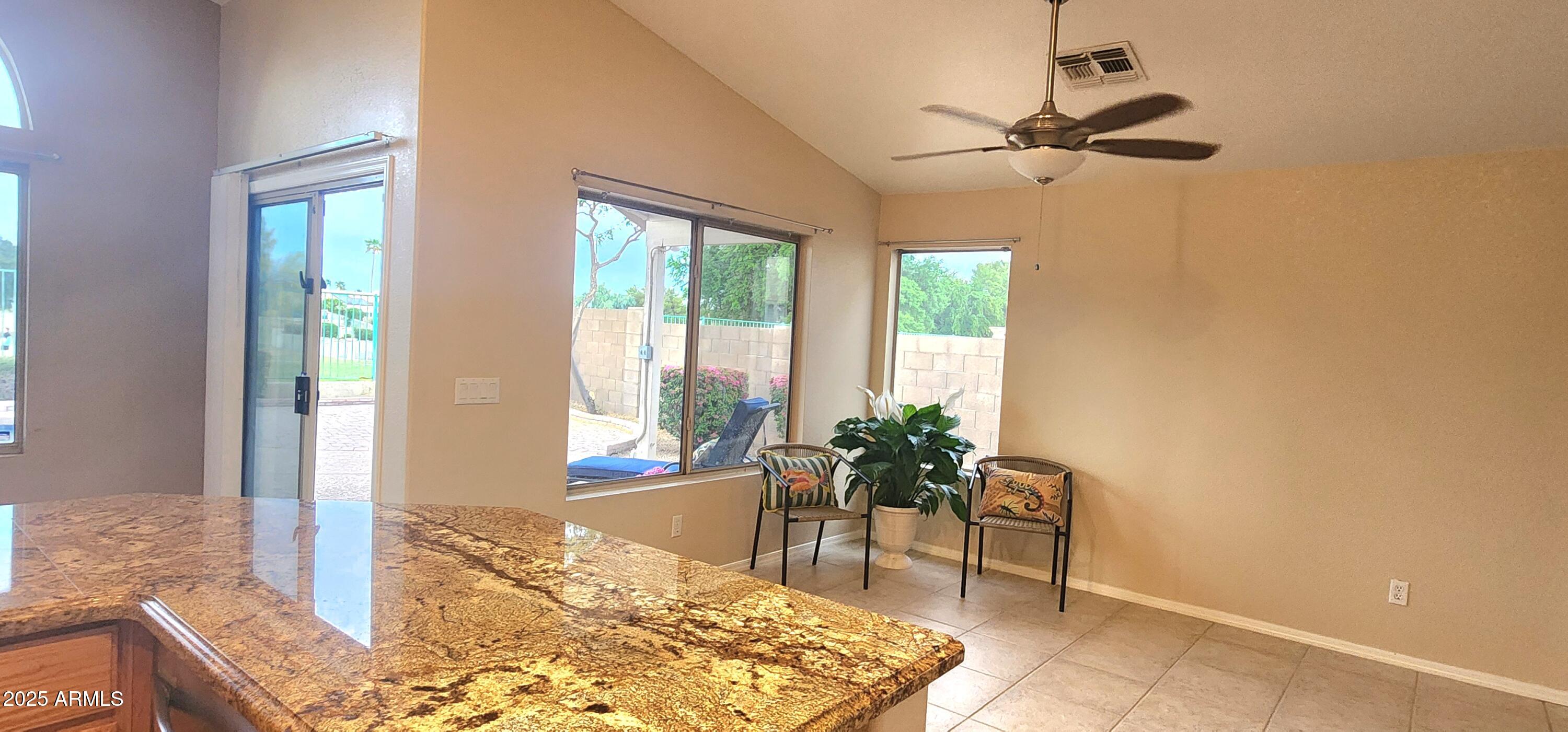 14748 W Willow Lane Property Photo 8