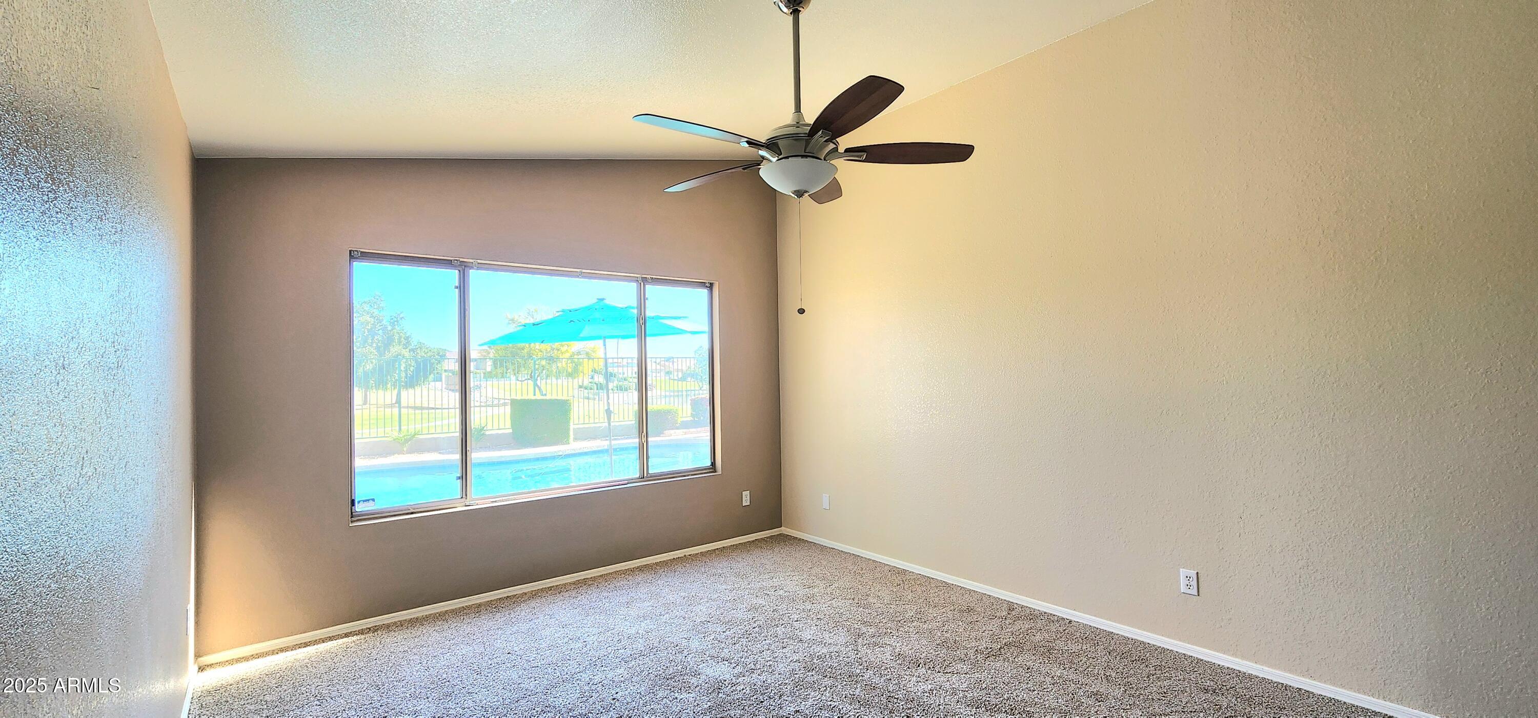 14748 W Willow Lane Property Photo 12
