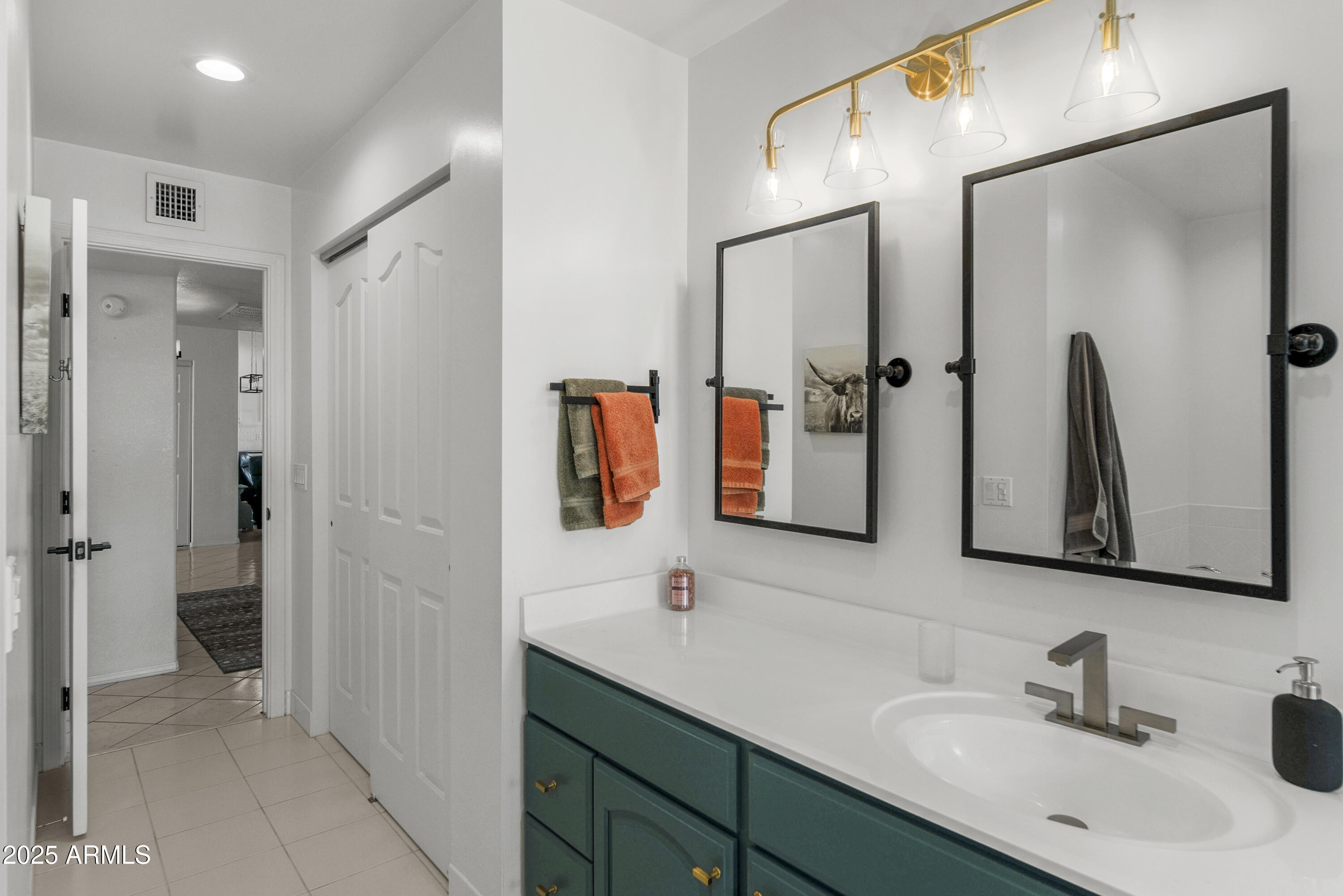 471 America Street Property Photo 19
