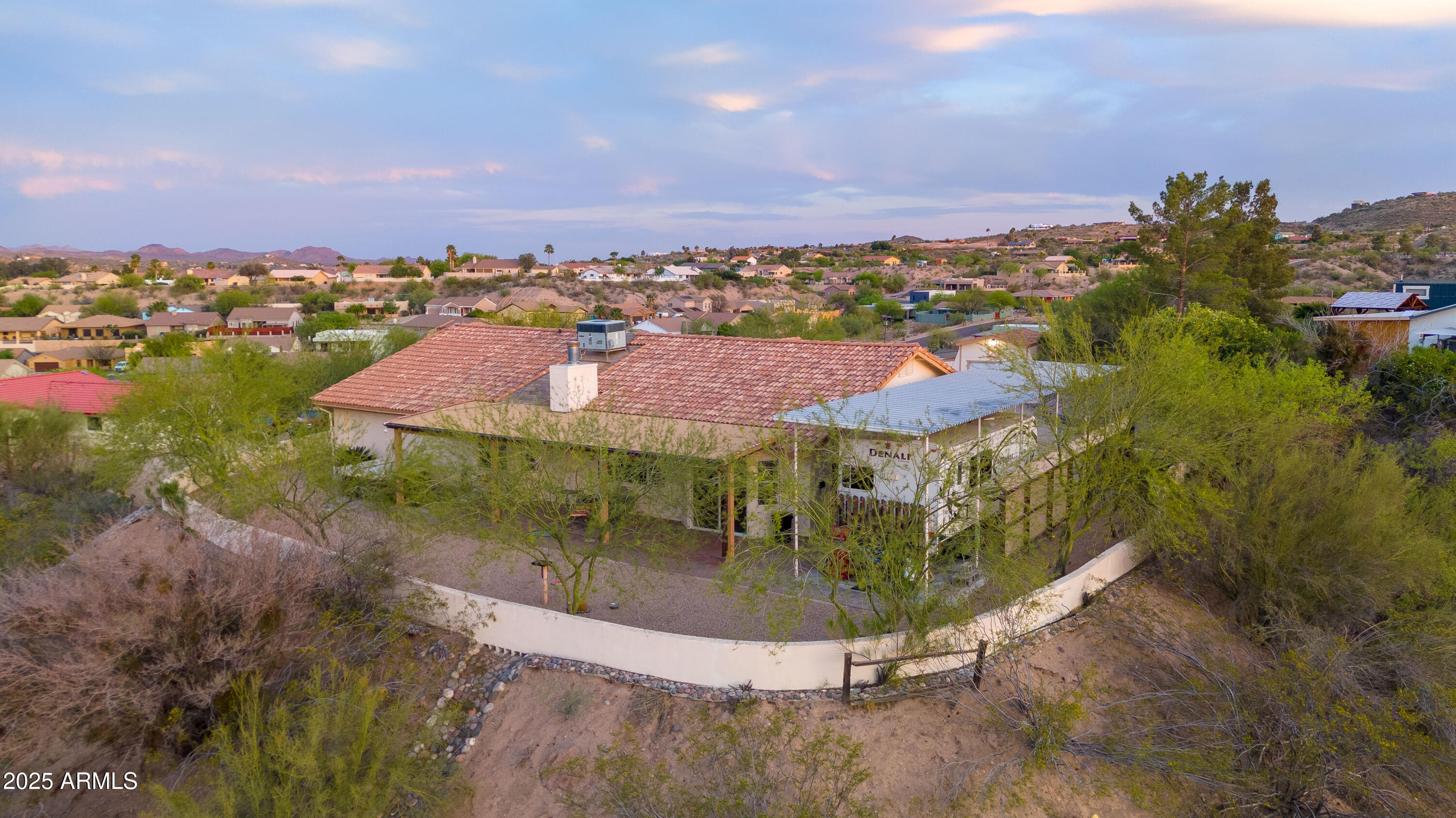471 America Street Property Photo 55