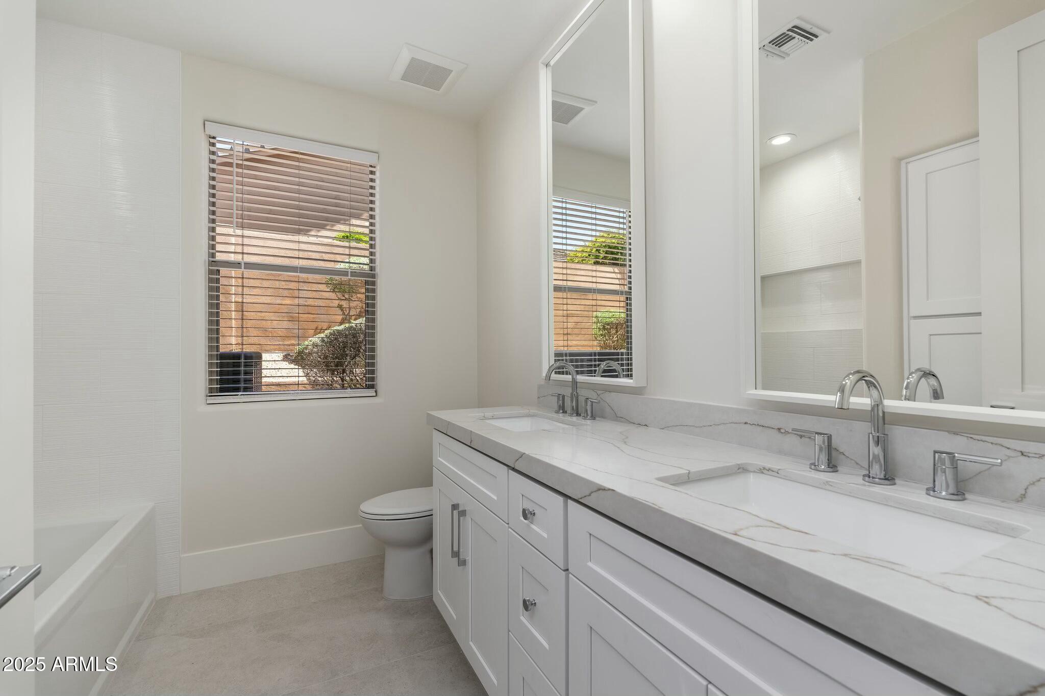 11747 E Juan Tabo Road Property Photo 37