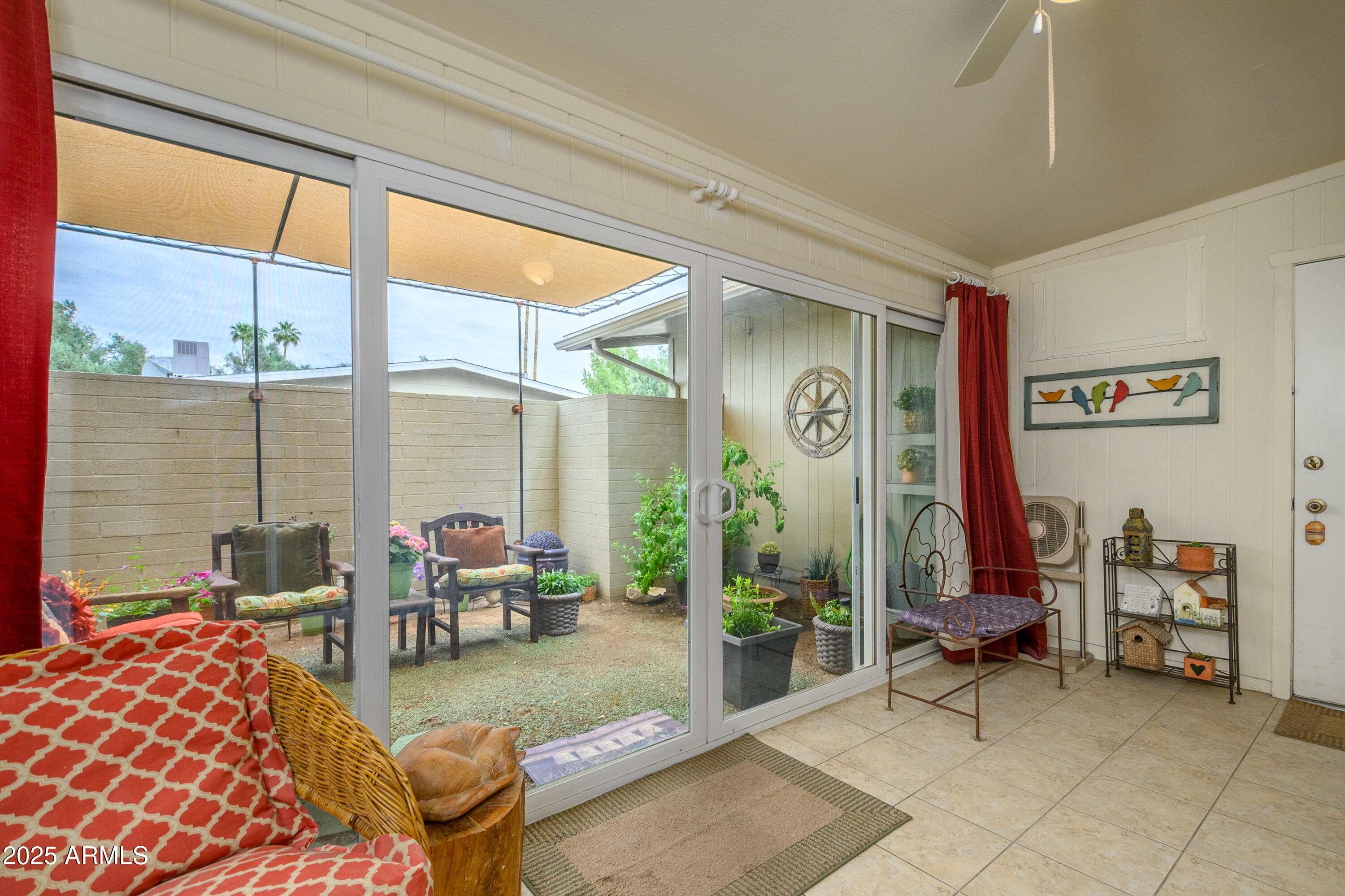 11014 W Santa Fe Drive Property Photo 3