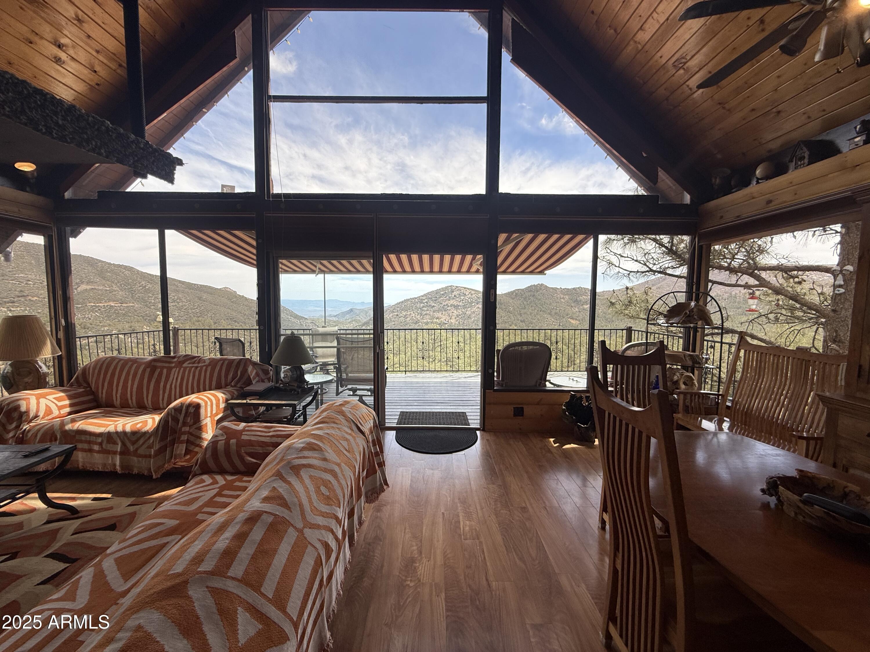 23445 S Manzanita Road Property Photo 1