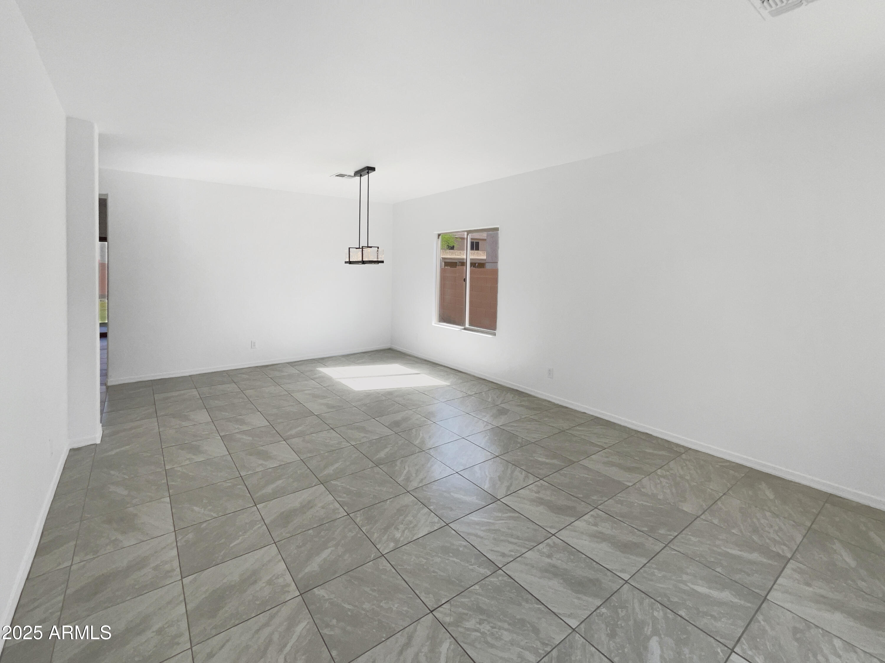 30271 W Crittenden Lane Property Photo 9
