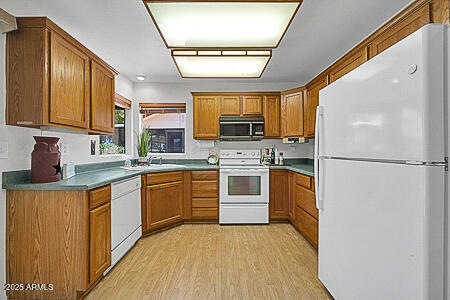 14151 W Yosemite Drive Property Photo 13