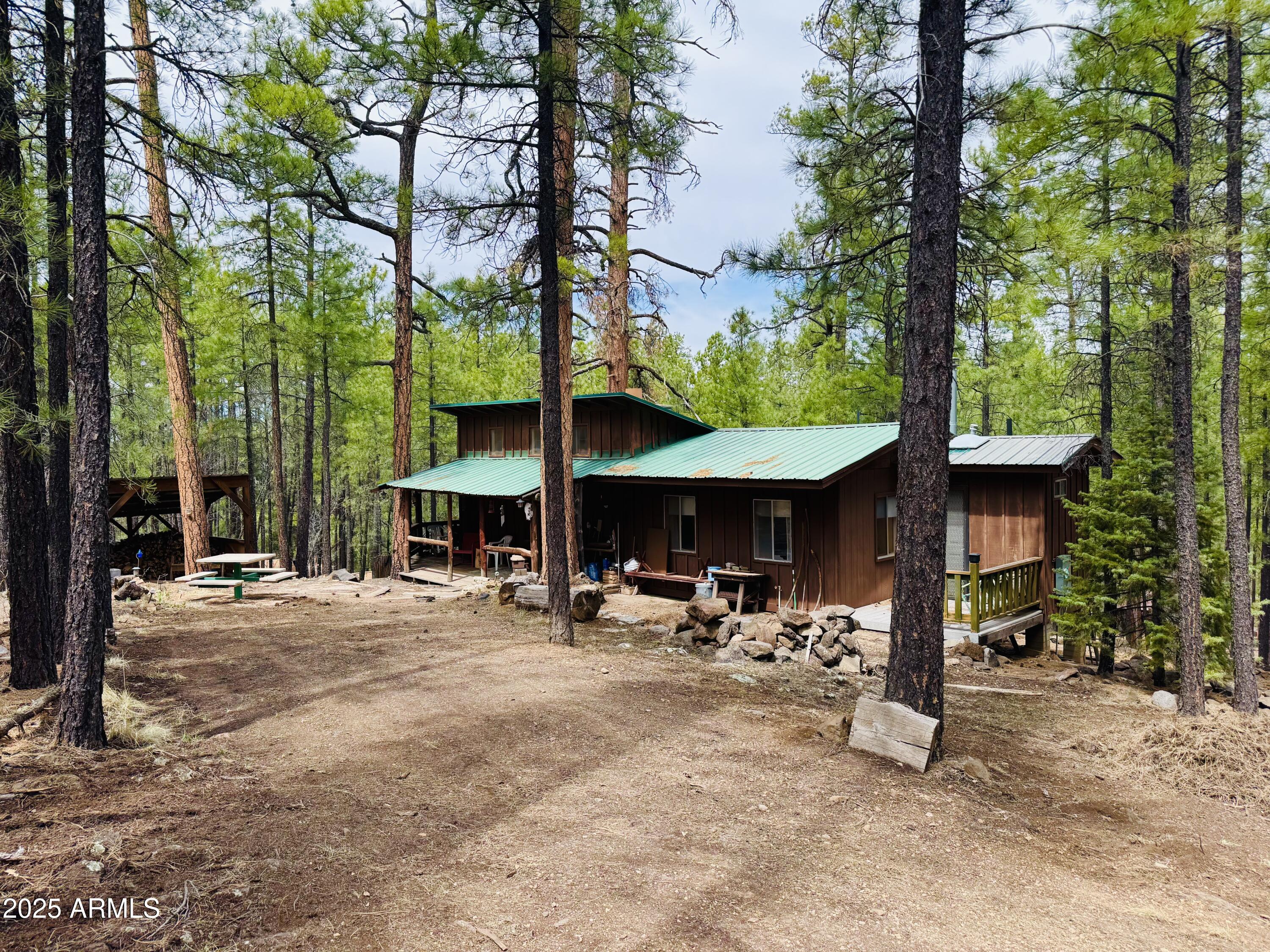 568 Forest Lane Property Photo