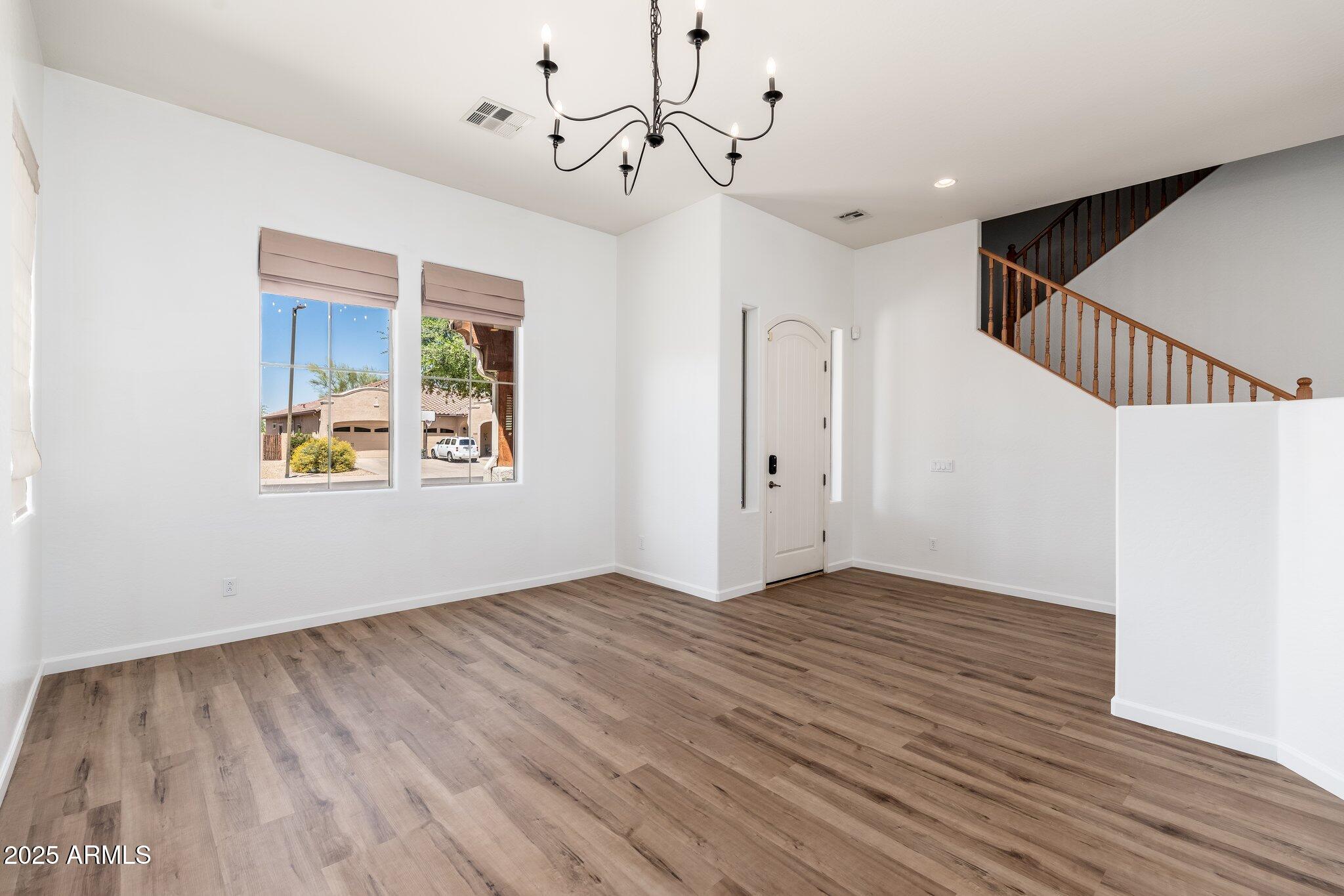 15659 W Meadowbrook Avenue Property Photo 2