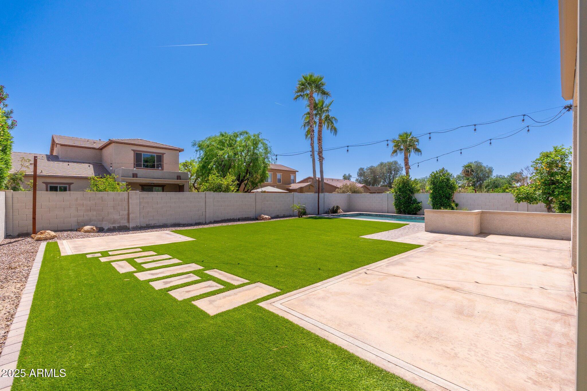 15659 W Meadowbrook Avenue Property Photo 28
