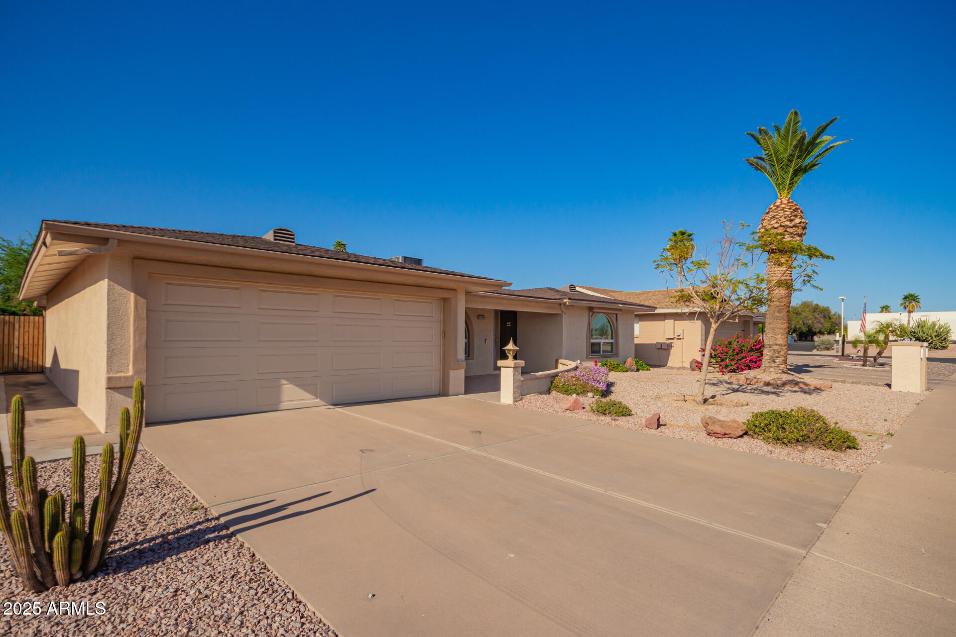 4256 E Dolphin Avenue Property Photo 2