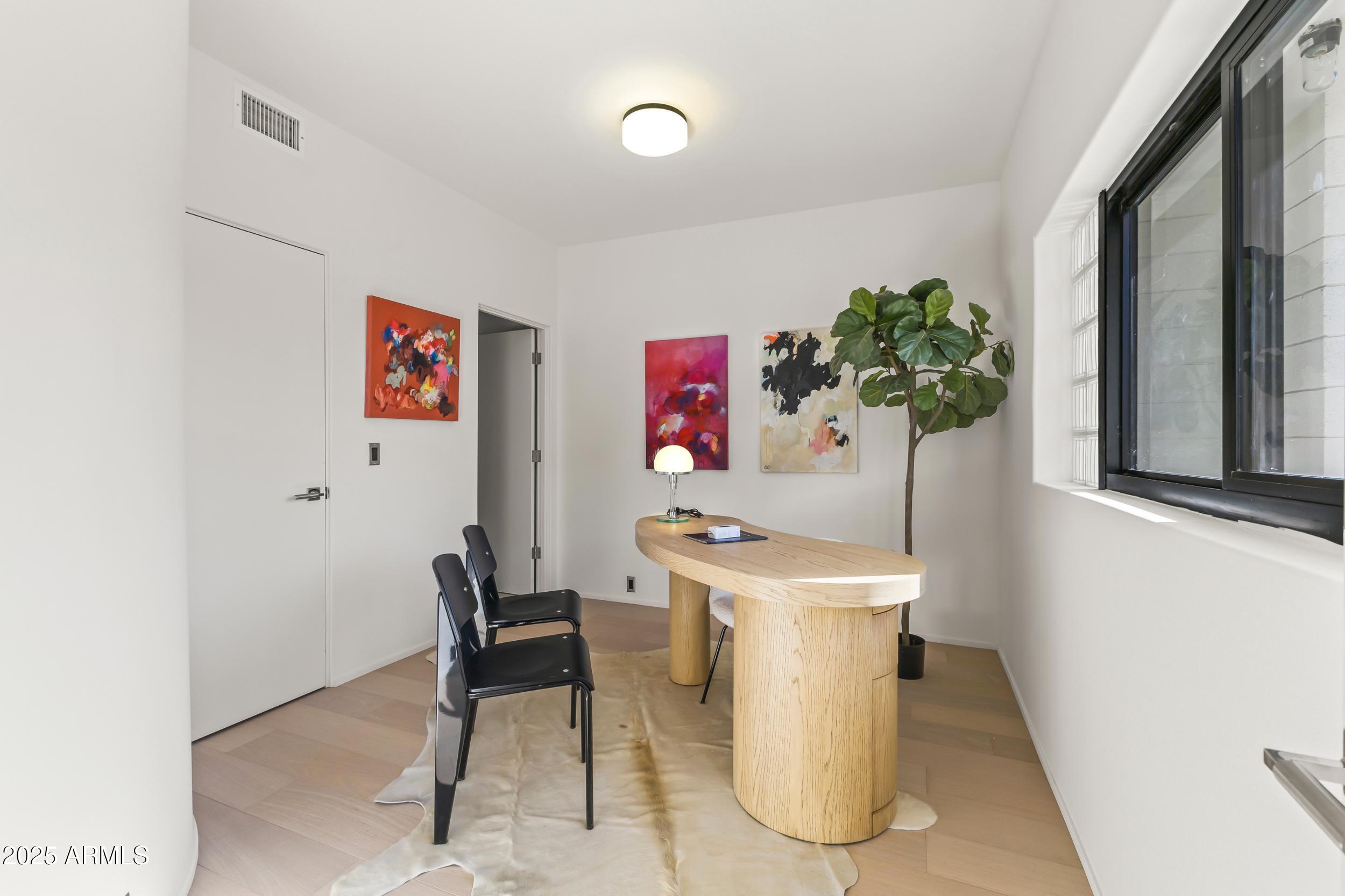 312 E Windsor Avenue Property Photo