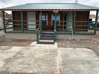 445 N Kilbright Avenue Property Photo 1