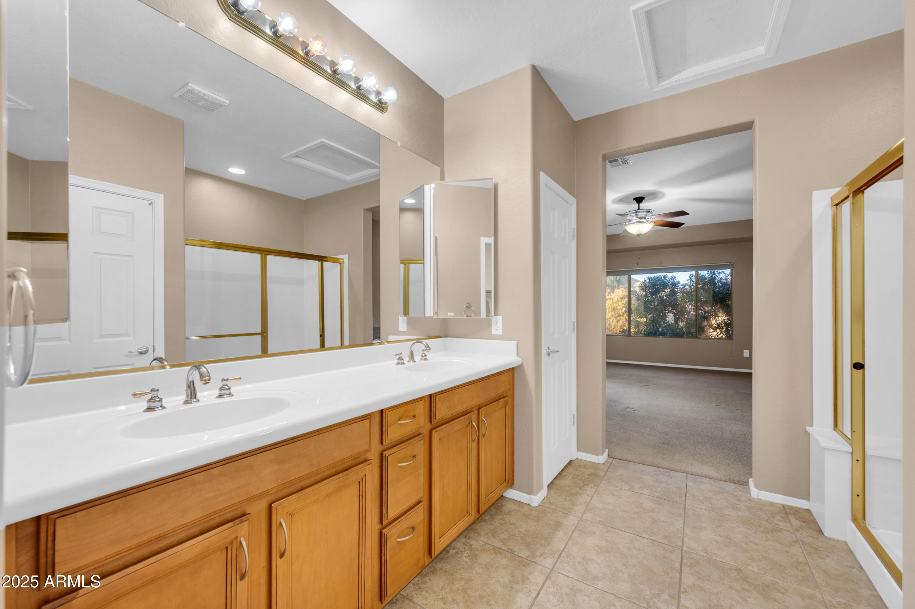 42318 W Abbey Road Property Photo 19