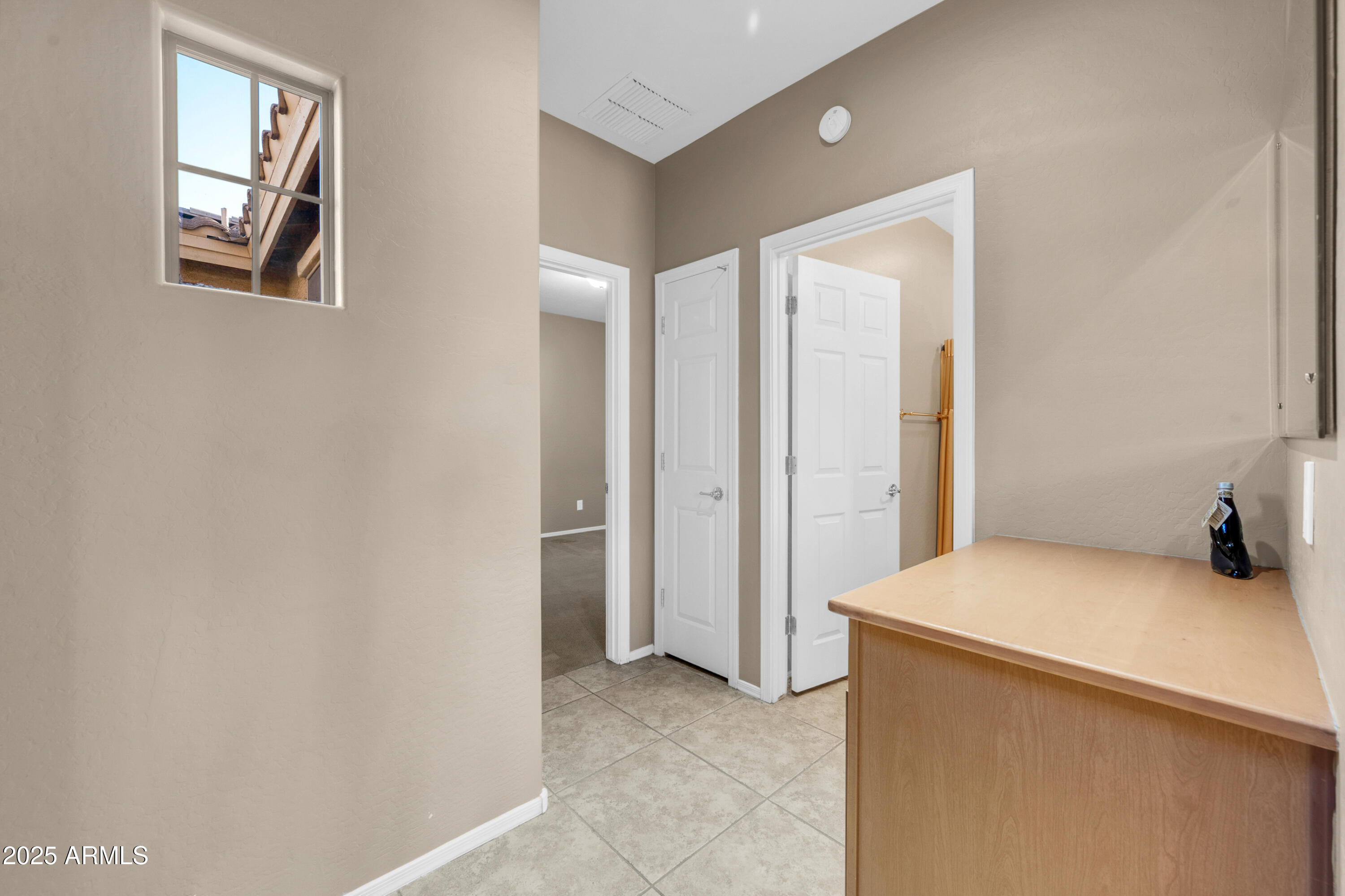42318 W Abbey Road Property Photo 36