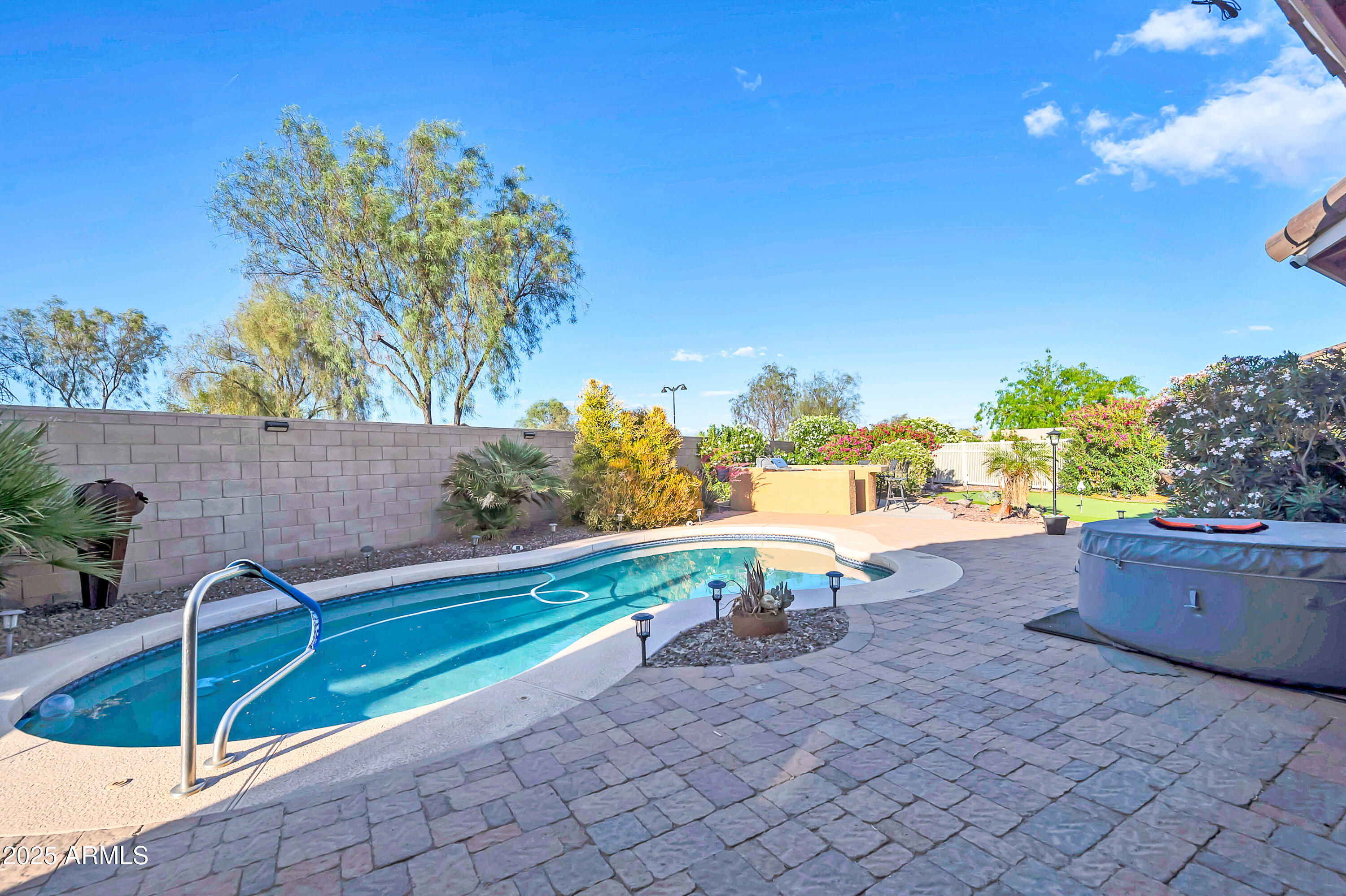 42318 W Abbey Road Property Photo 47
