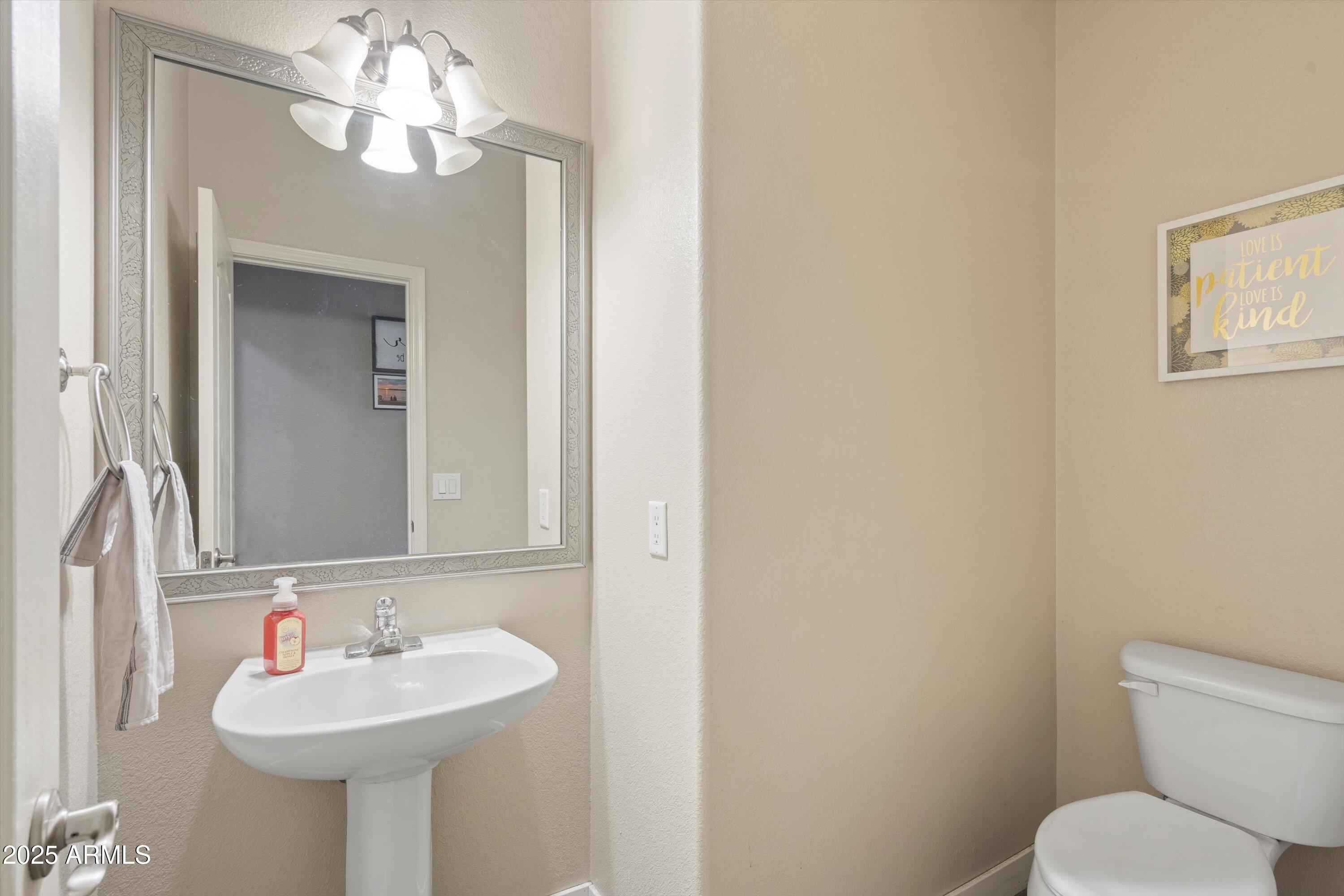 345 N Scott Drive Property Photo 12