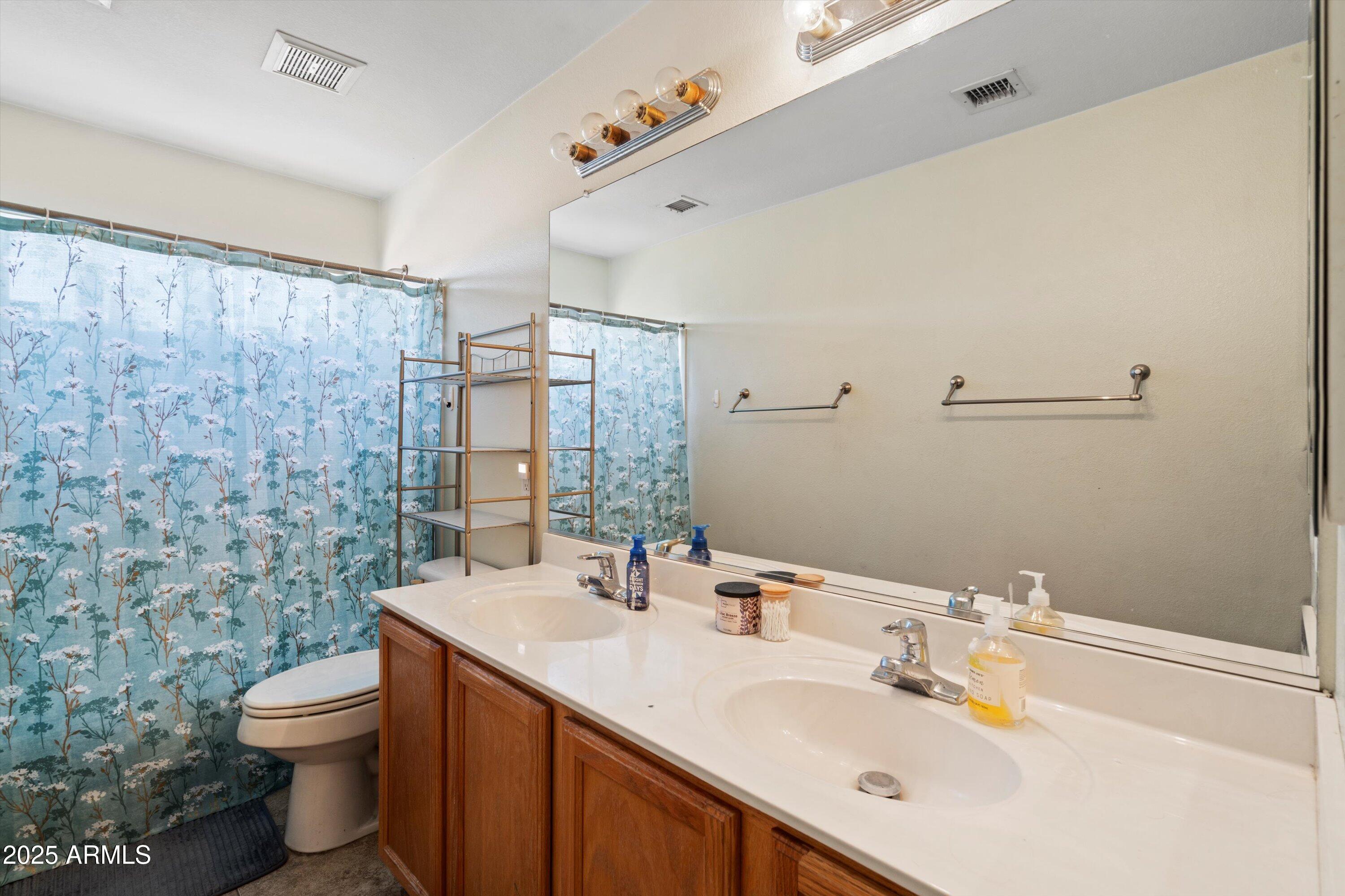 345 N Scott Drive Property Photo 20