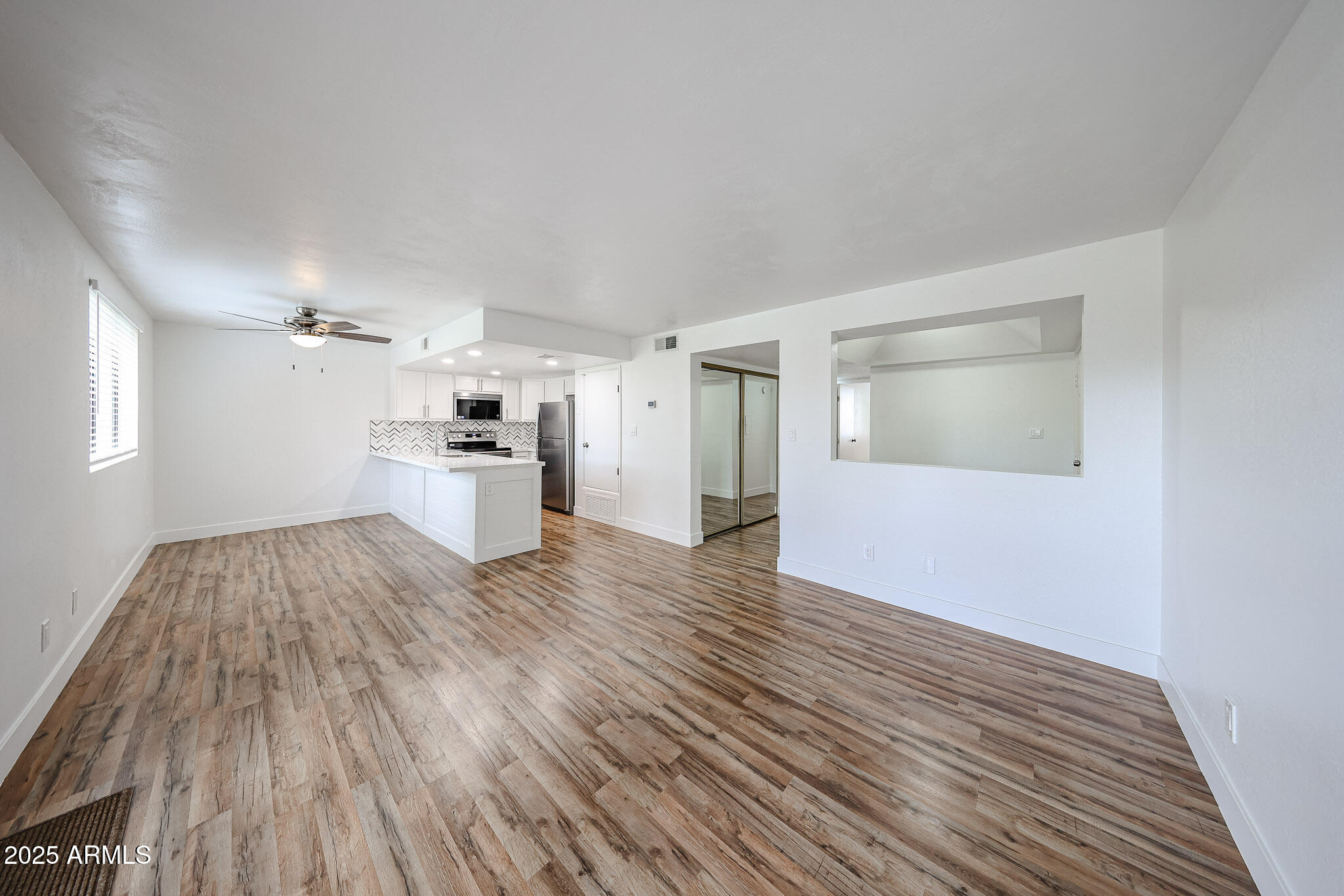 18811 N 19th Avenue Property Photo 9