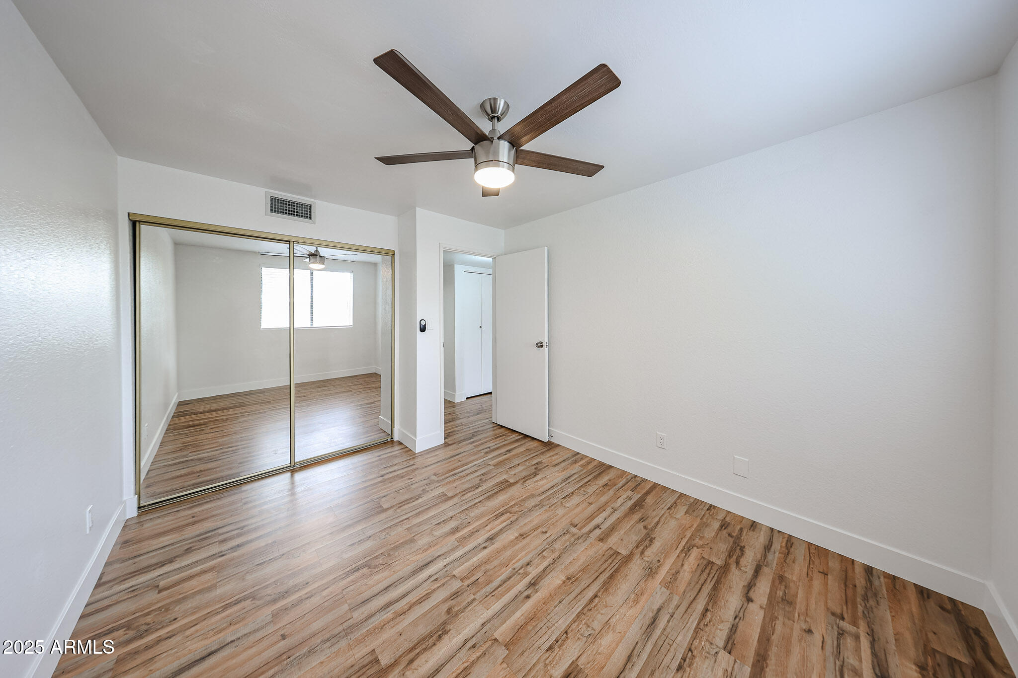 18811 N 19th Avenue Property Photo 13