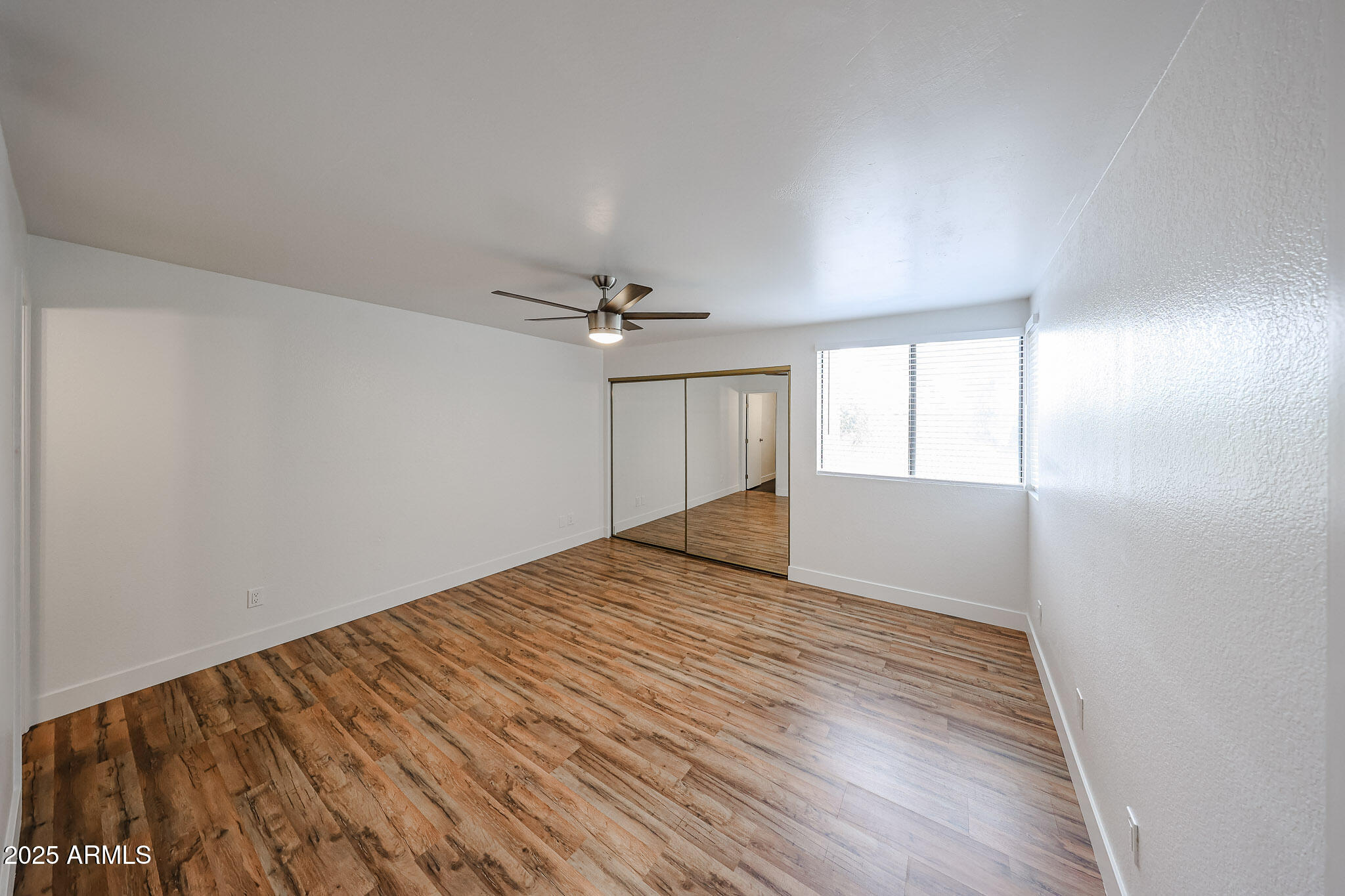 18811 N 19th Avenue Property Photo 18
