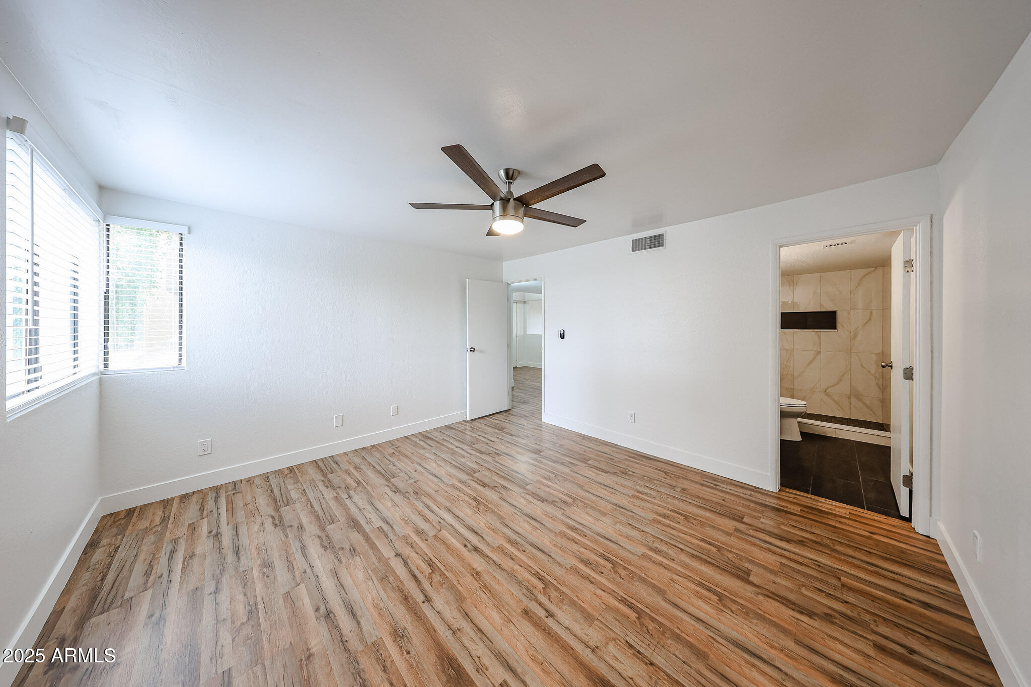 18811 N 19th Avenue Property Photo 22