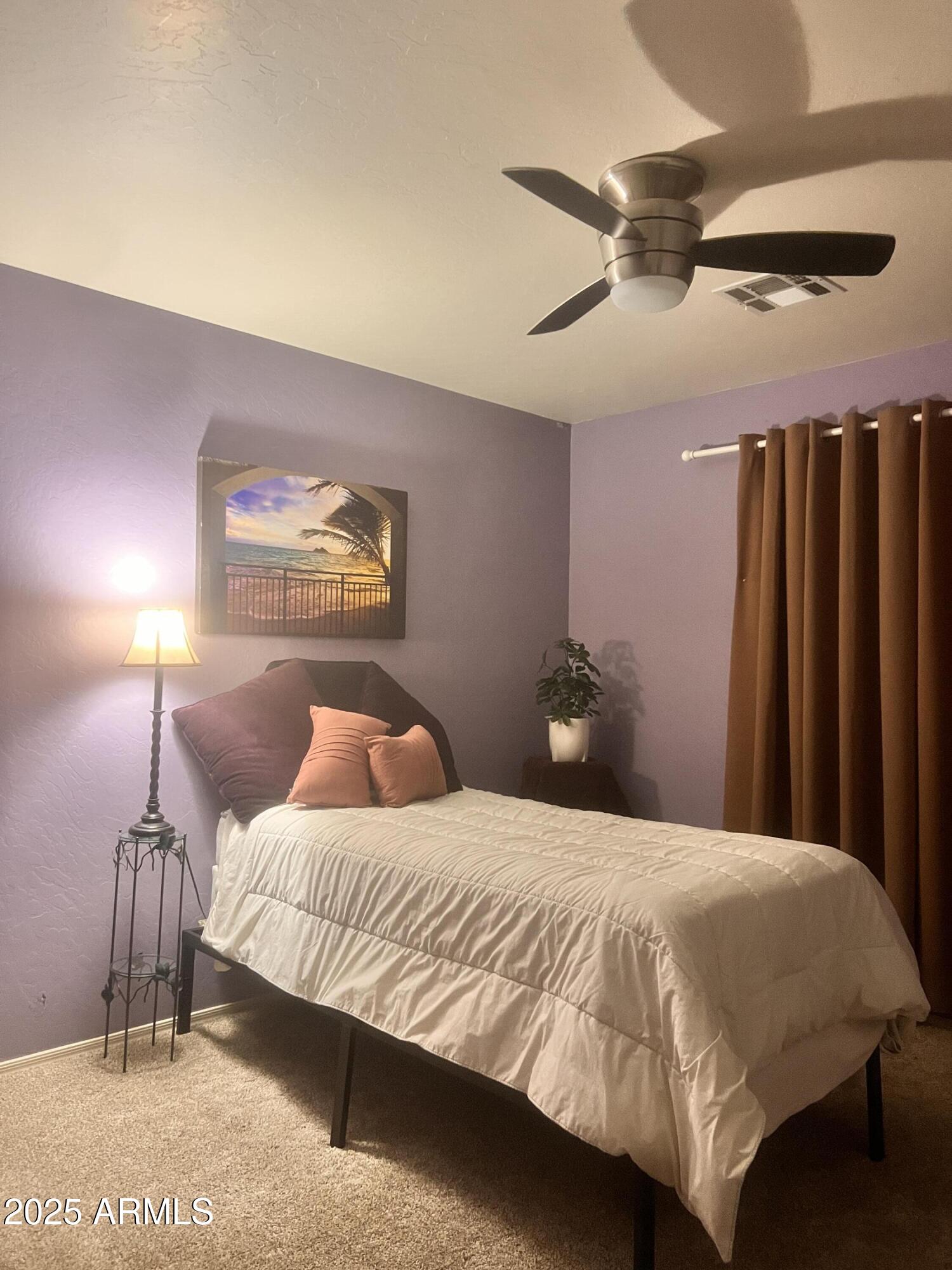 139 W Mountain Sage Drive Property Photo 15