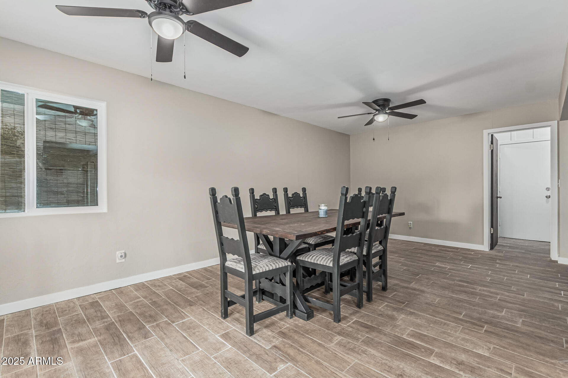4308 W Redfield Road Property Photo 9