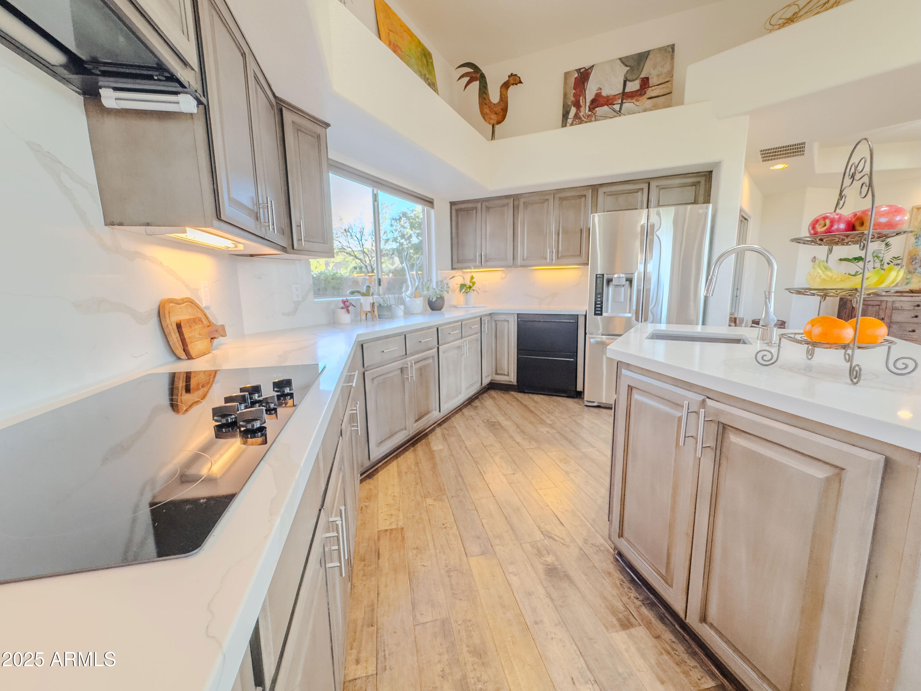 5667 E Sugarloaf Trail Property Photo 14