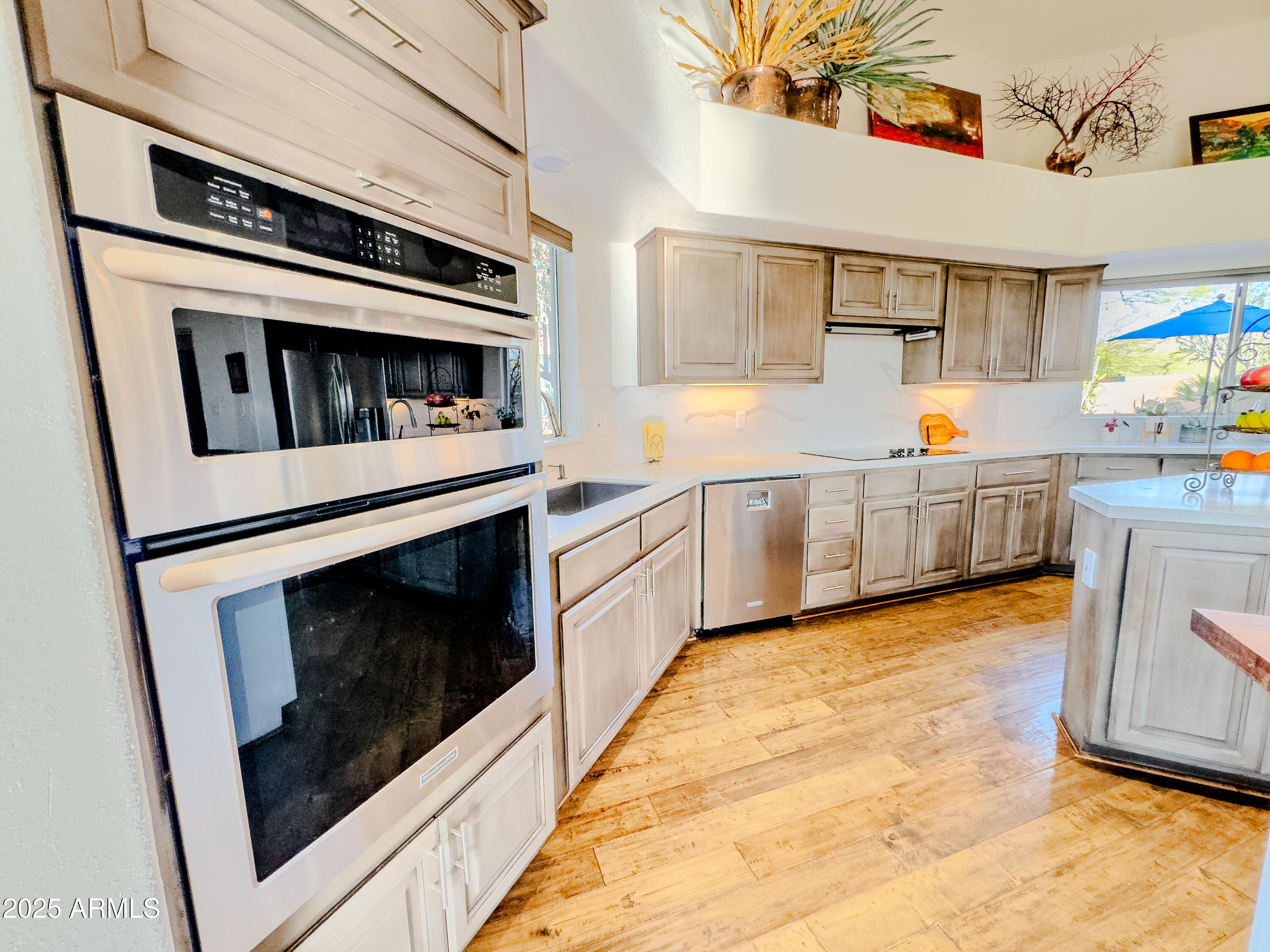 5667 E Sugarloaf Trail Property Photo 15