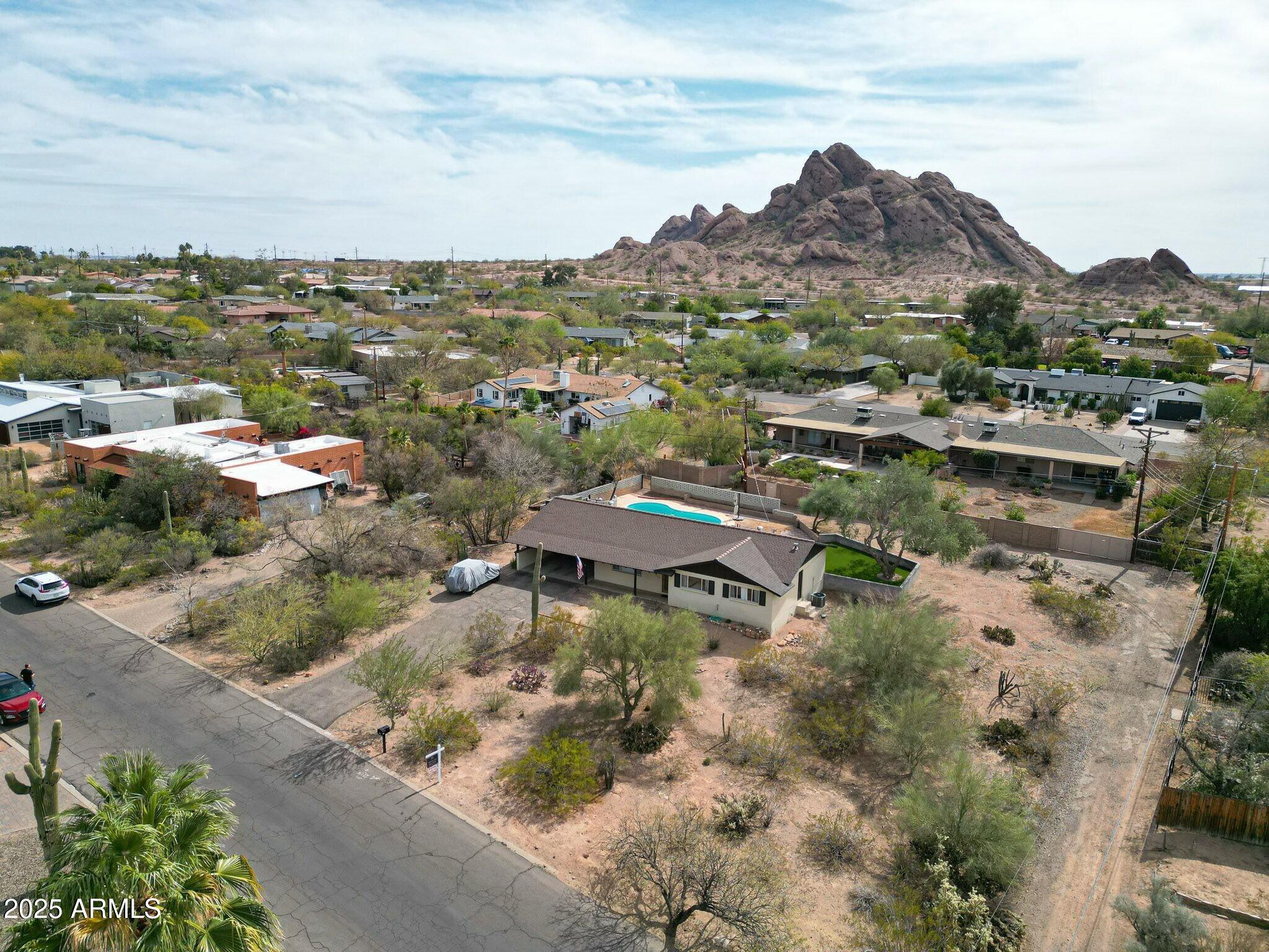 5613 E Wilshire Drive Property Photo 1