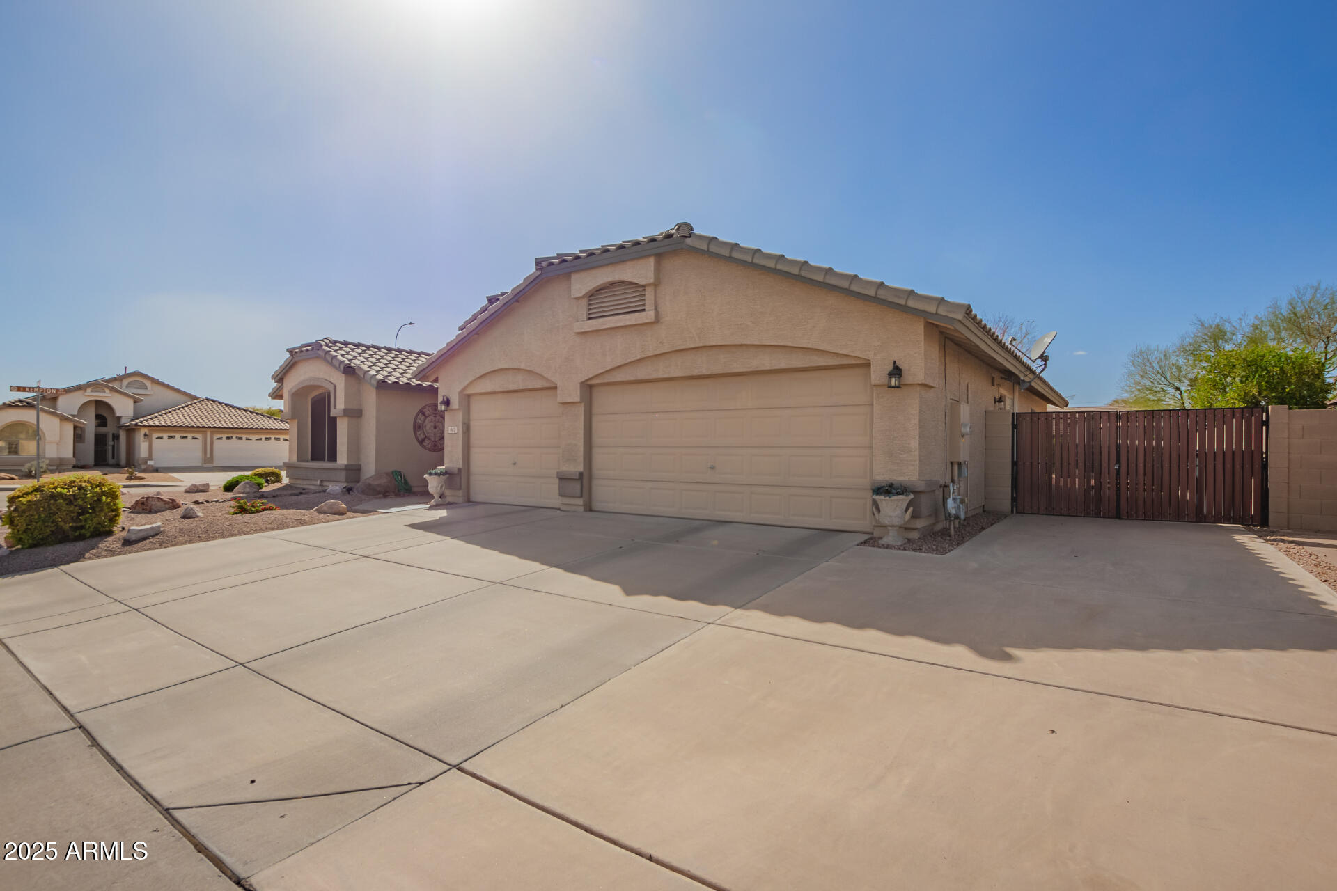 462 S Marie Drive Property Photo 2