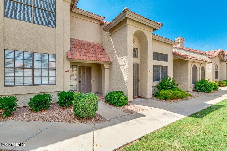 3930 W Monterey Street Property Photo 2