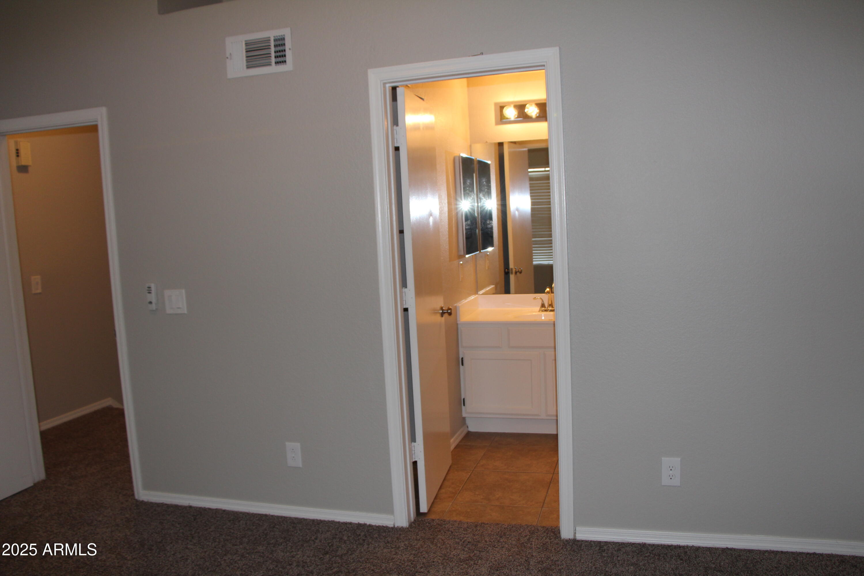 3930 W Monterey Street Property Photo 17