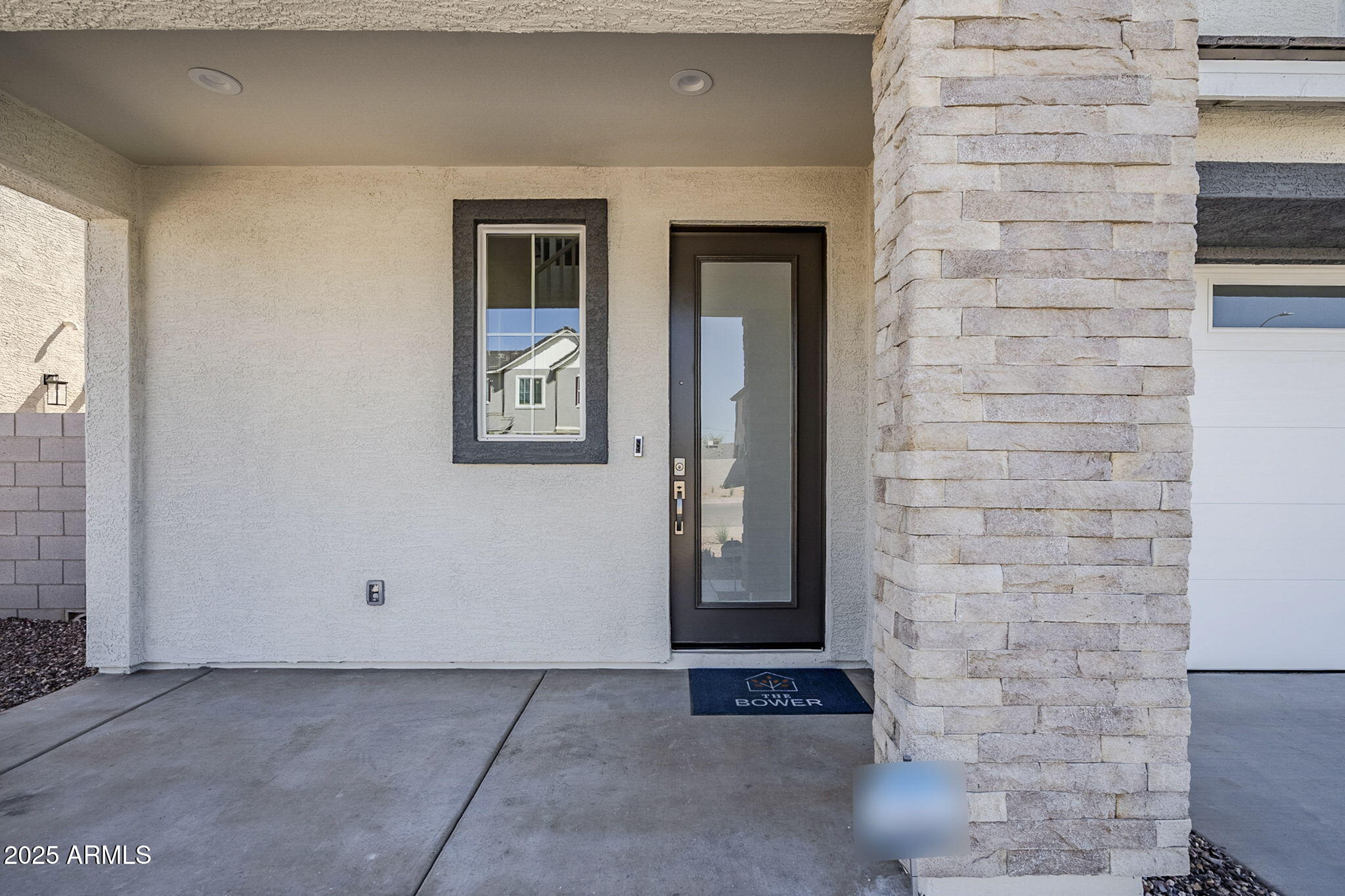630 W Laredo Street Property Photo 5