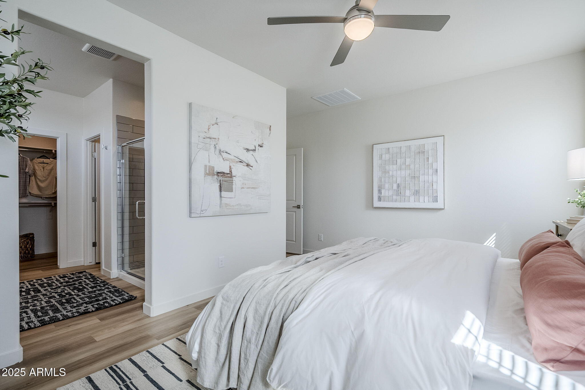 630 W Laredo Street Property Photo 40