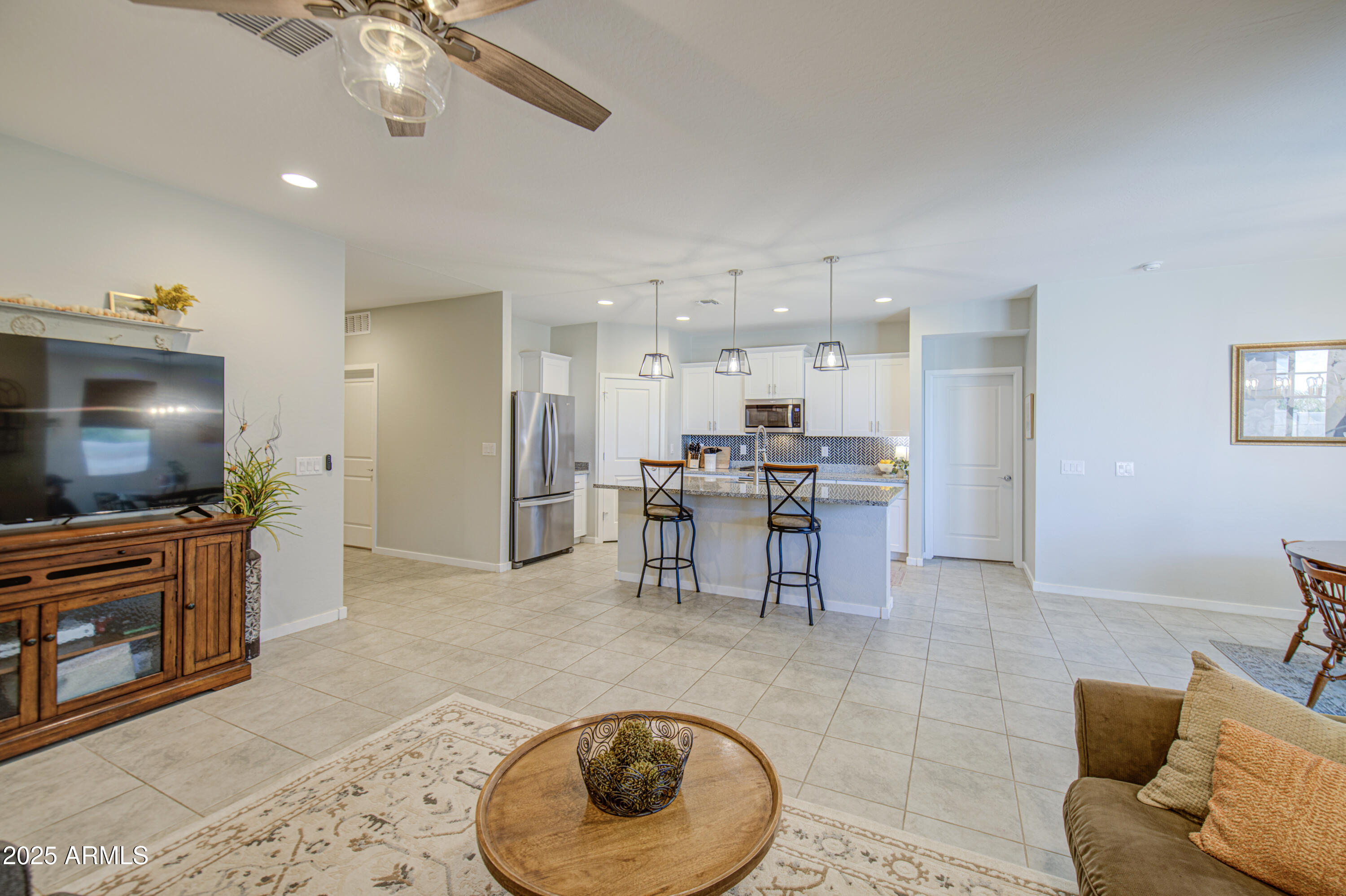 33974 N Beeblossom Trail Property Photo 8