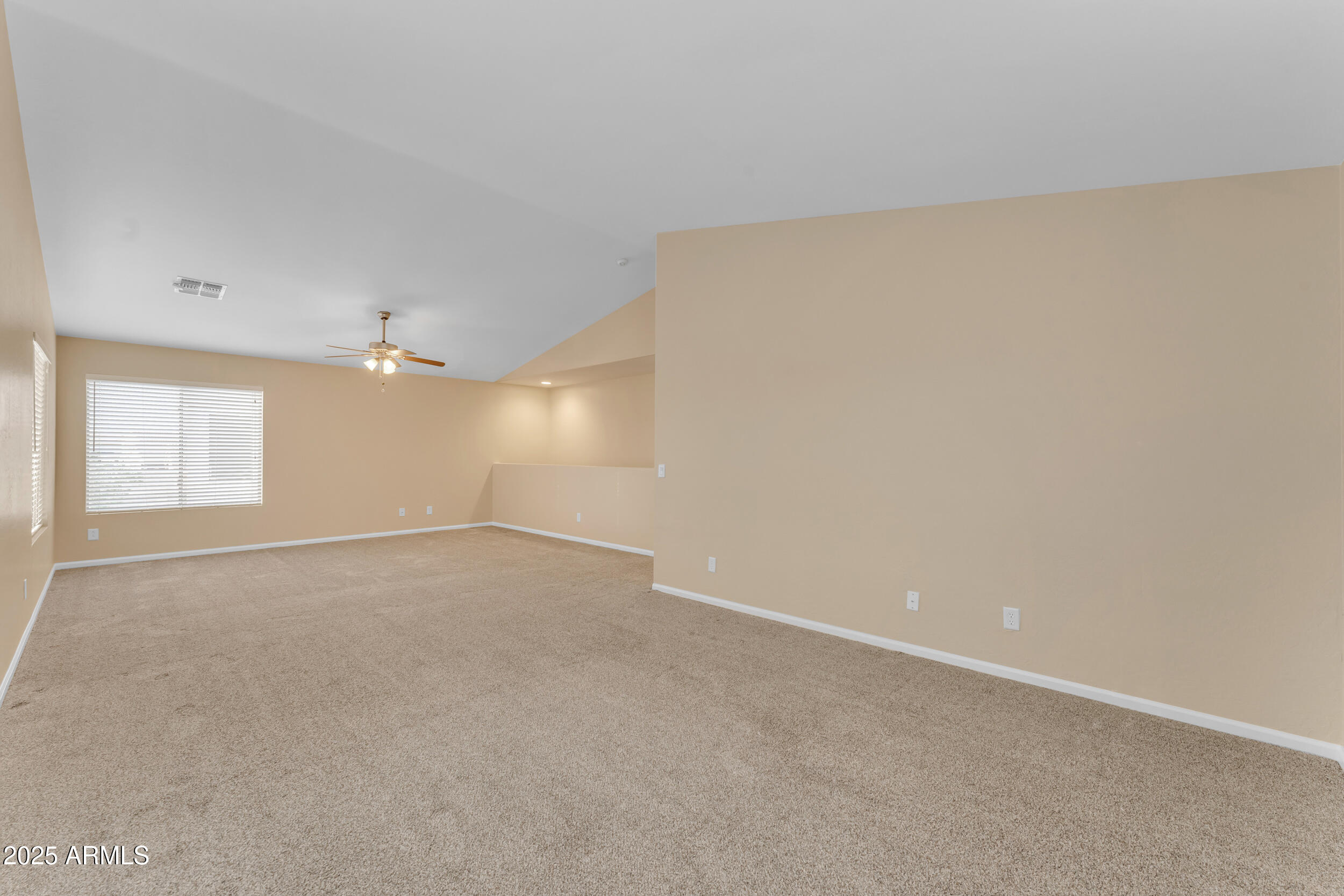 14010 N 126th Avenue Property Photo 14