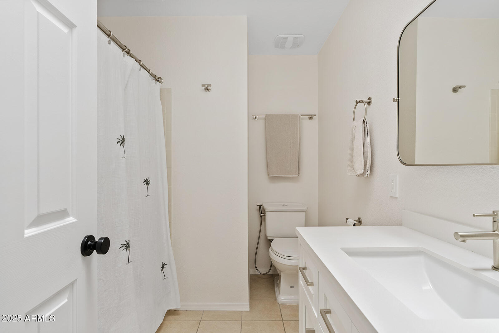 4949 E Gary Street Property Photo 25