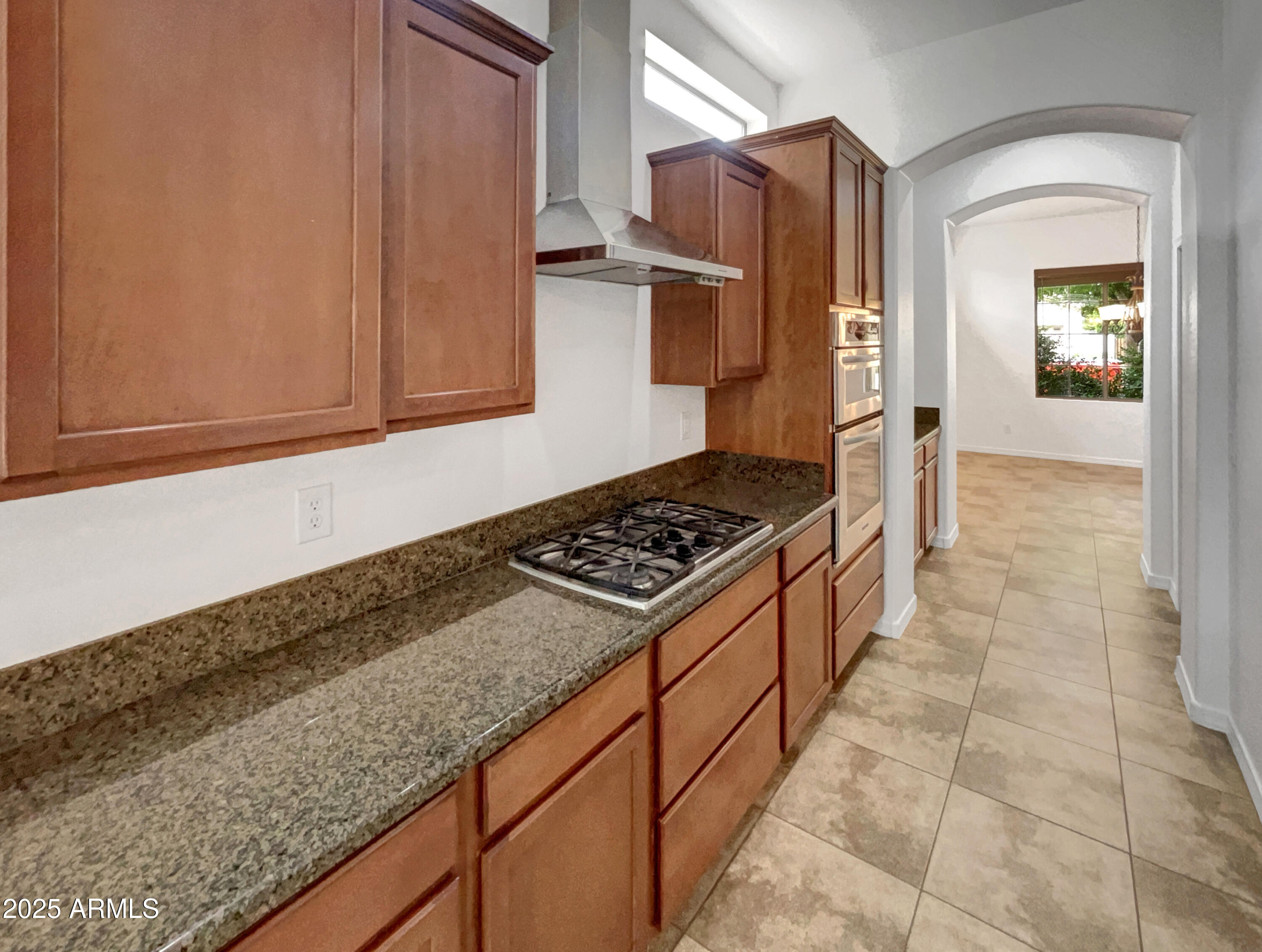 16753 W Apache Street Property Photo 16