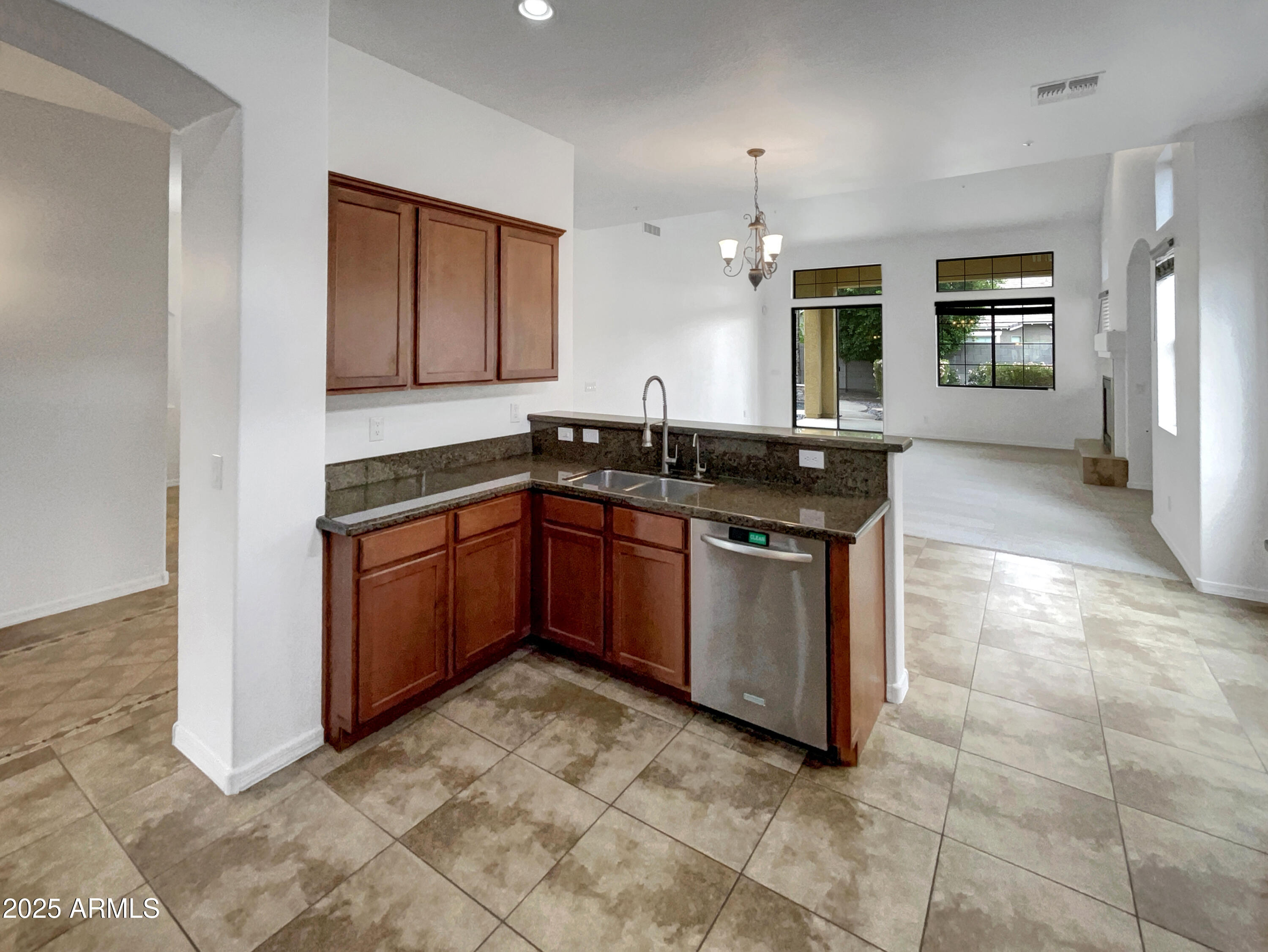 16753 W Apache Street Property Photo 17
