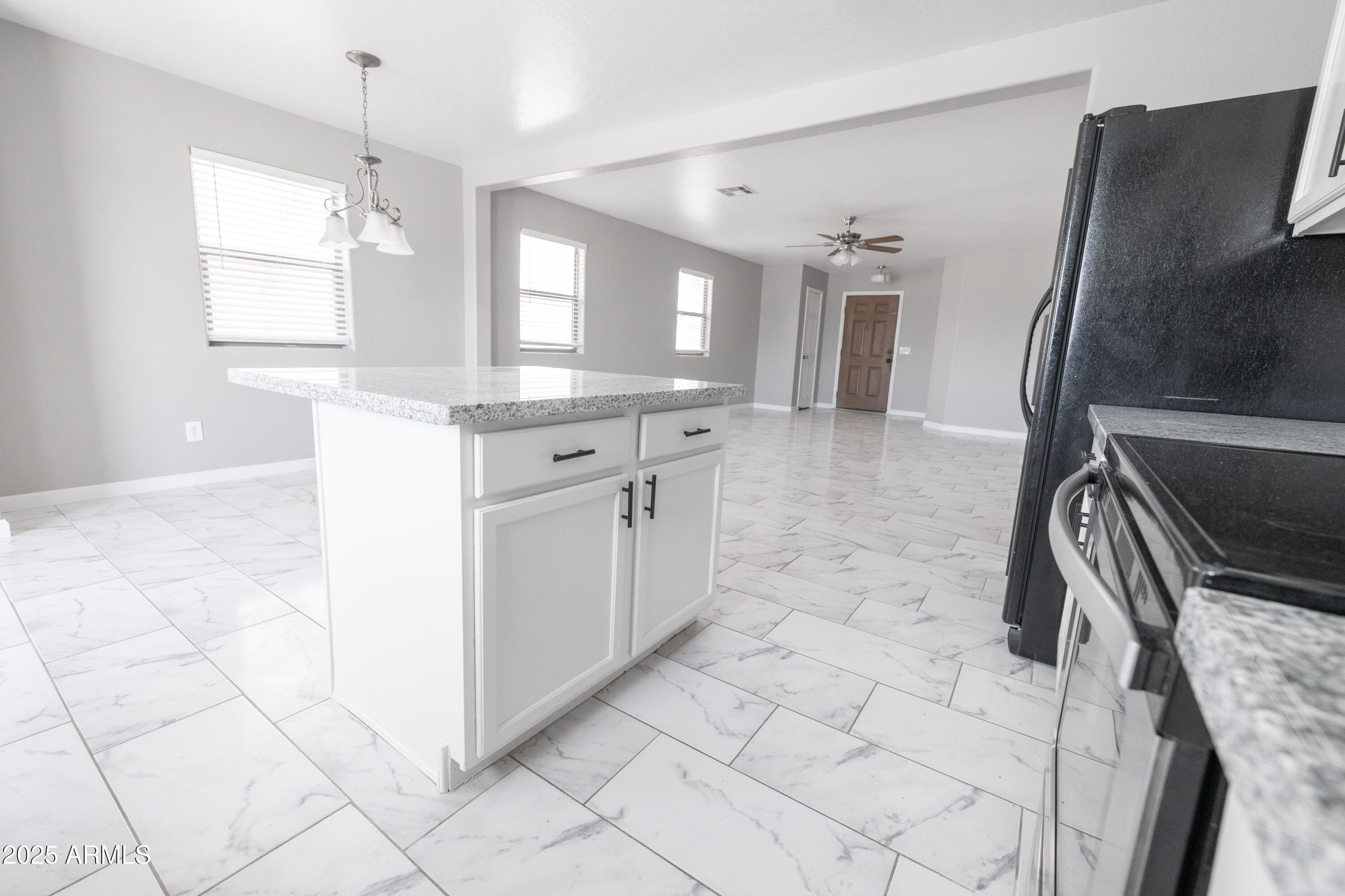 2101 E Andalusian Loop Property Photo 8
