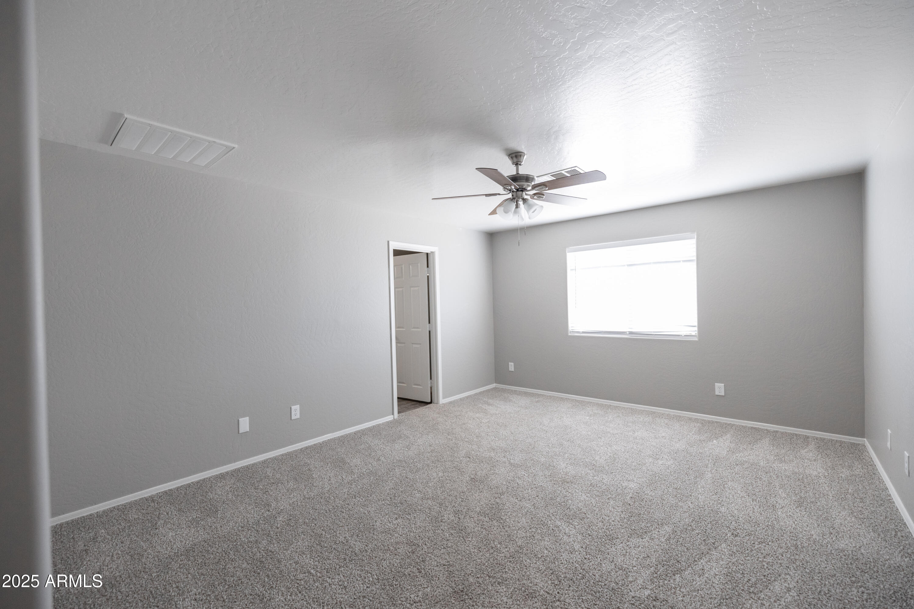 2101 E Andalusian Loop Property Photo 10